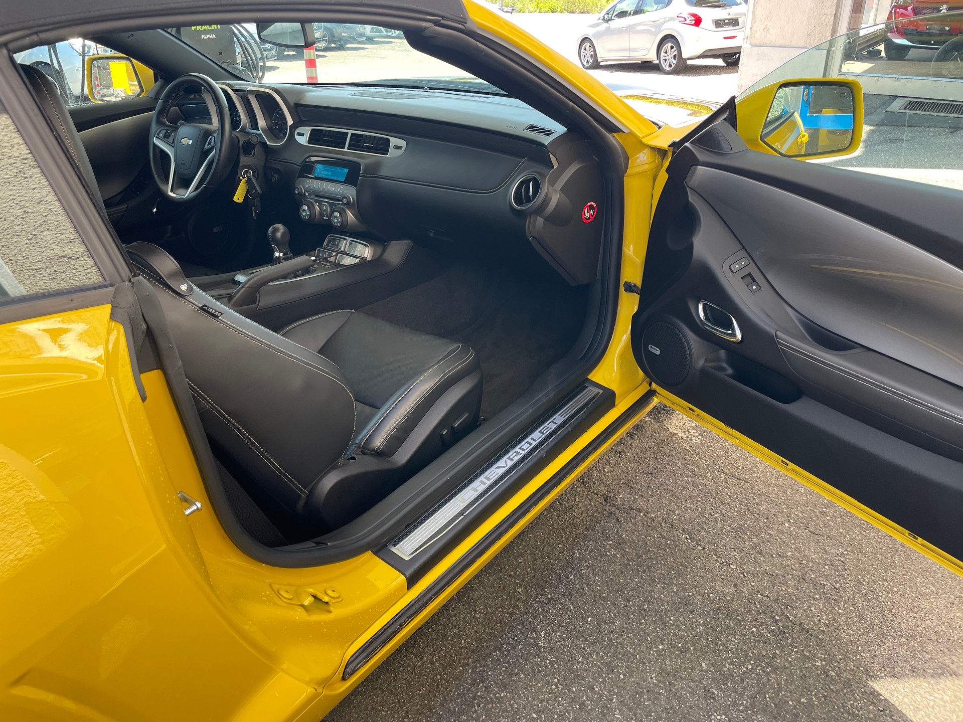 CHEVROLET Camaro 6.2 Convertible-image-10