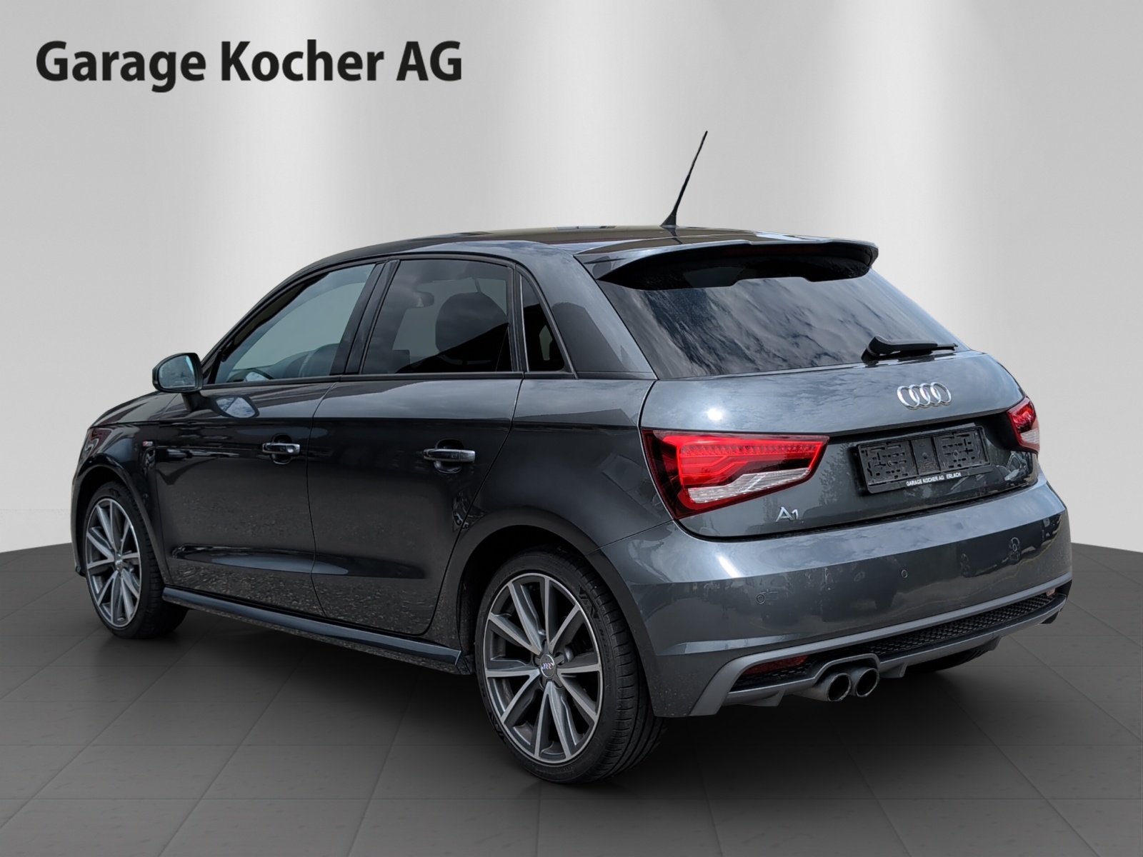 AUDI A1 Sportback 1.4 TFSI Sport S-tronic-image-4