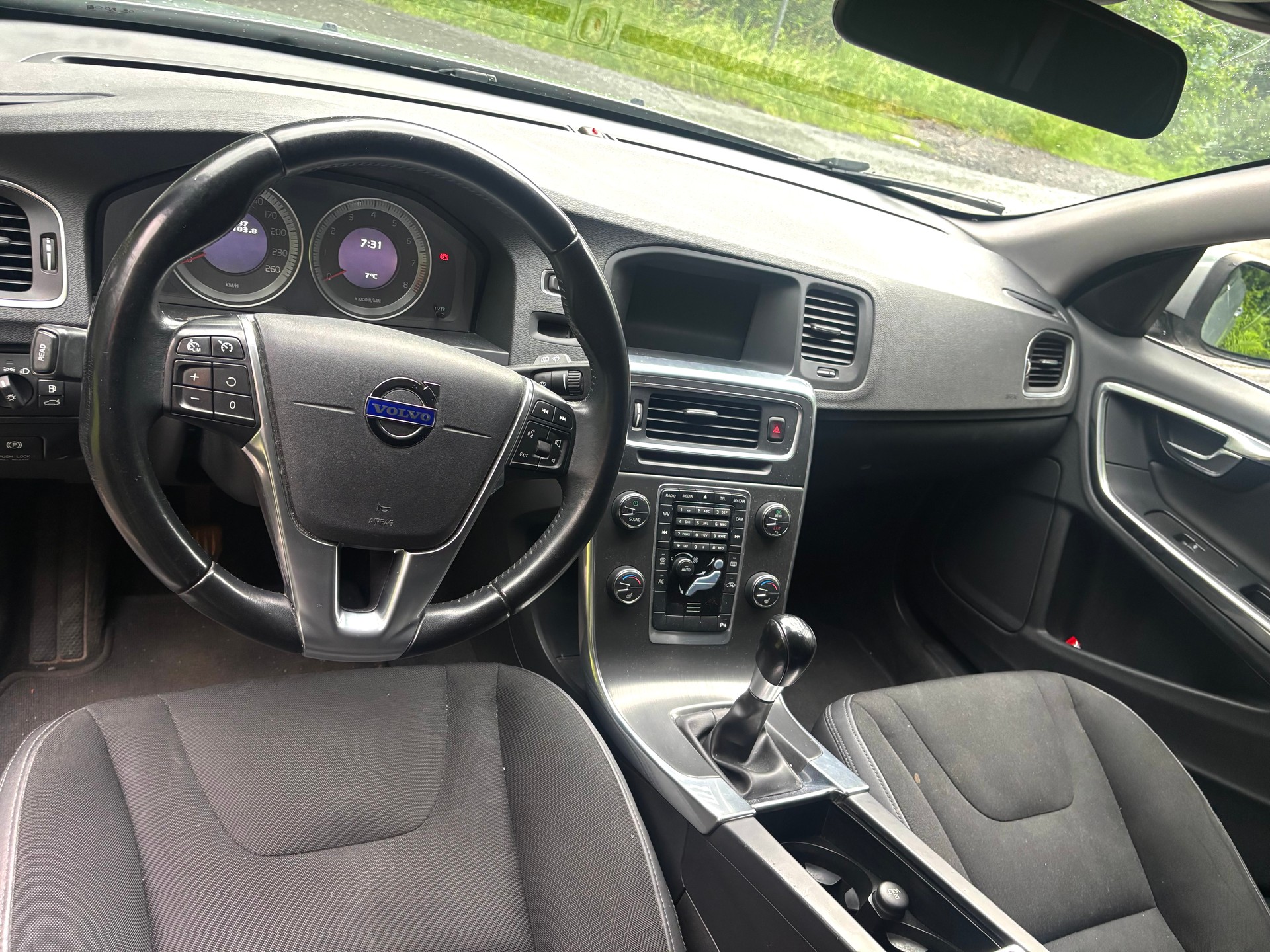 VOLVO 1.6 T4 Momentum flexiF-image-4