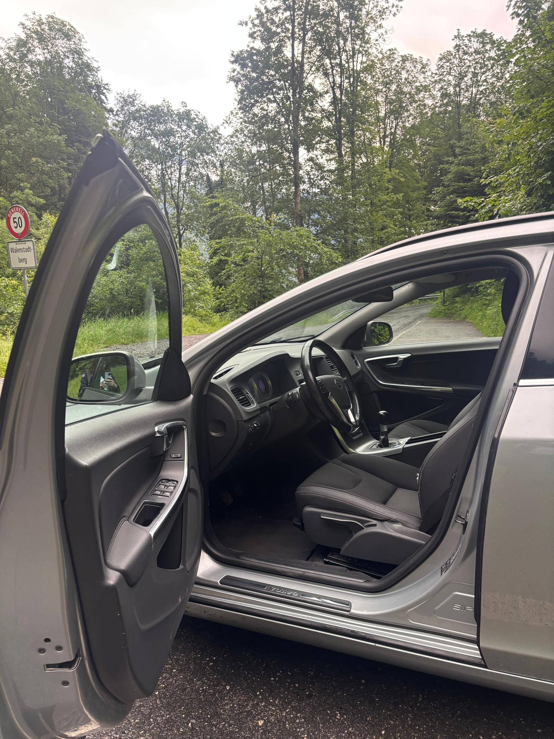 VOLVO 1.6 T4 Momentum flexiF-image-5