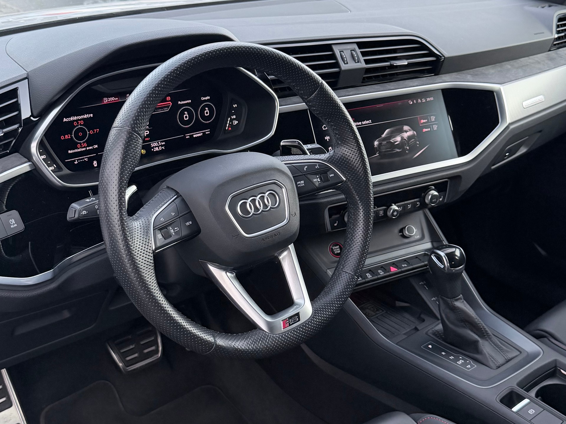 AUDI RS Q3 Sportback quattro S tronic-image-4