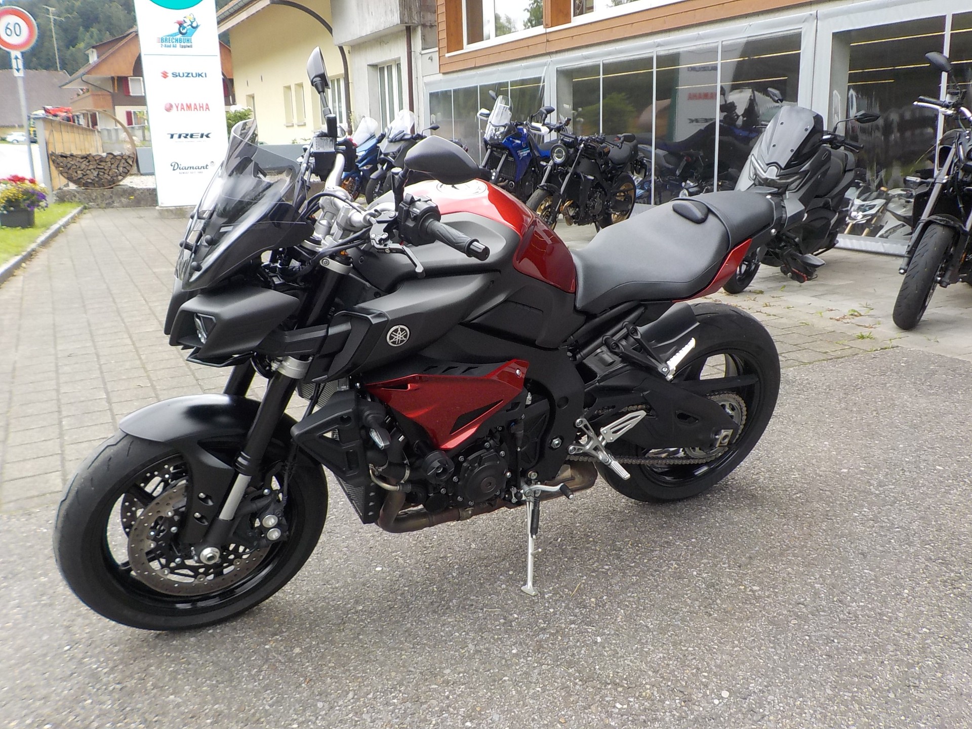 YAMAHA MT-10 ABS-image-3