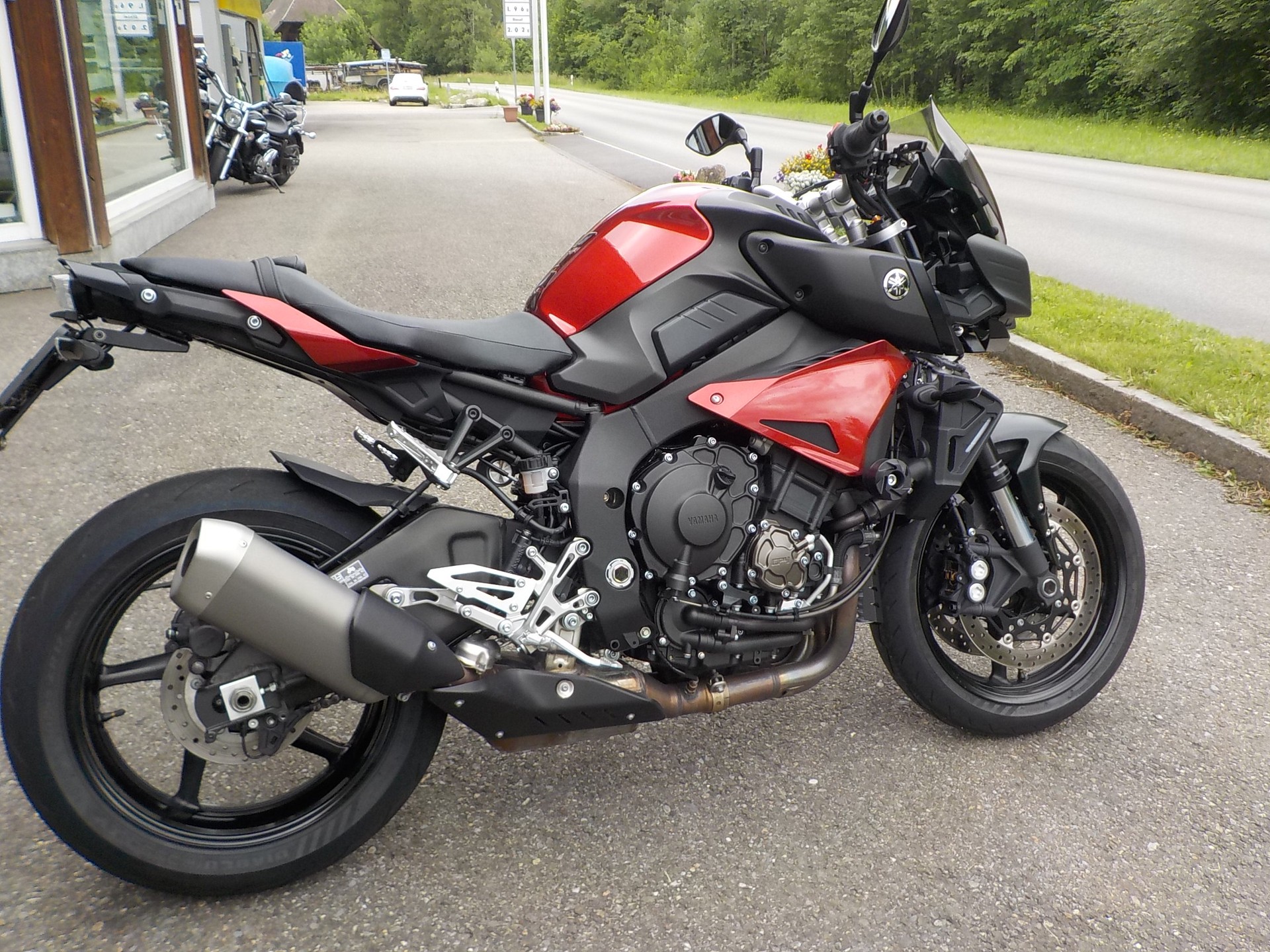 YAMAHA MT-10 ABS-image-7