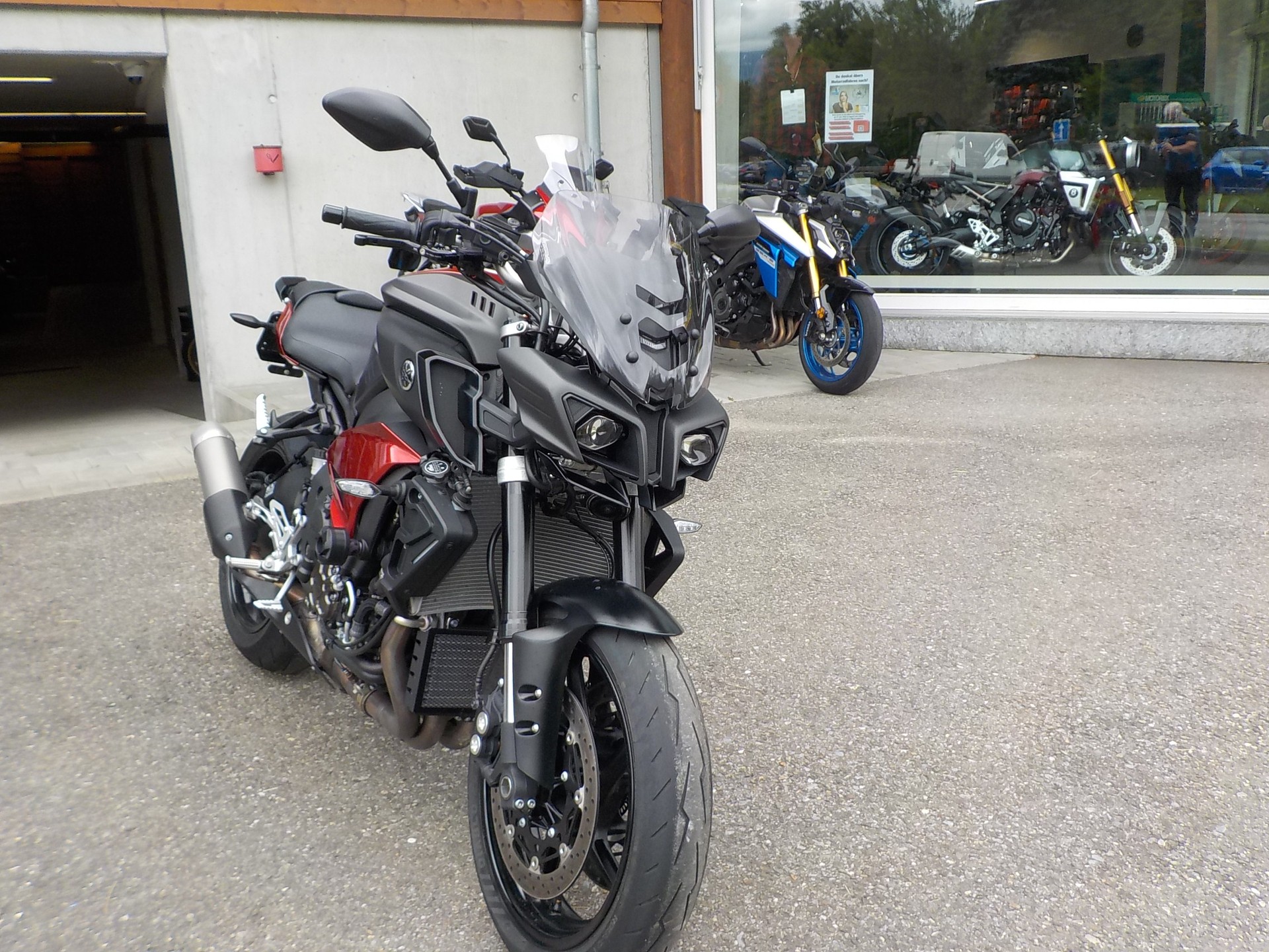 YAMAHA MT-10 ABS-image-1