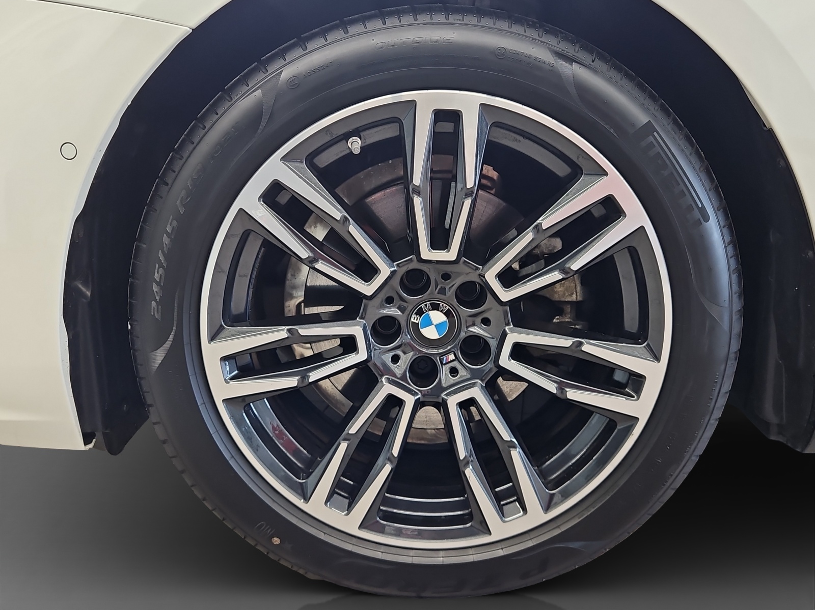 BMW 520d xDrive Touring M Sport 48V-image-8