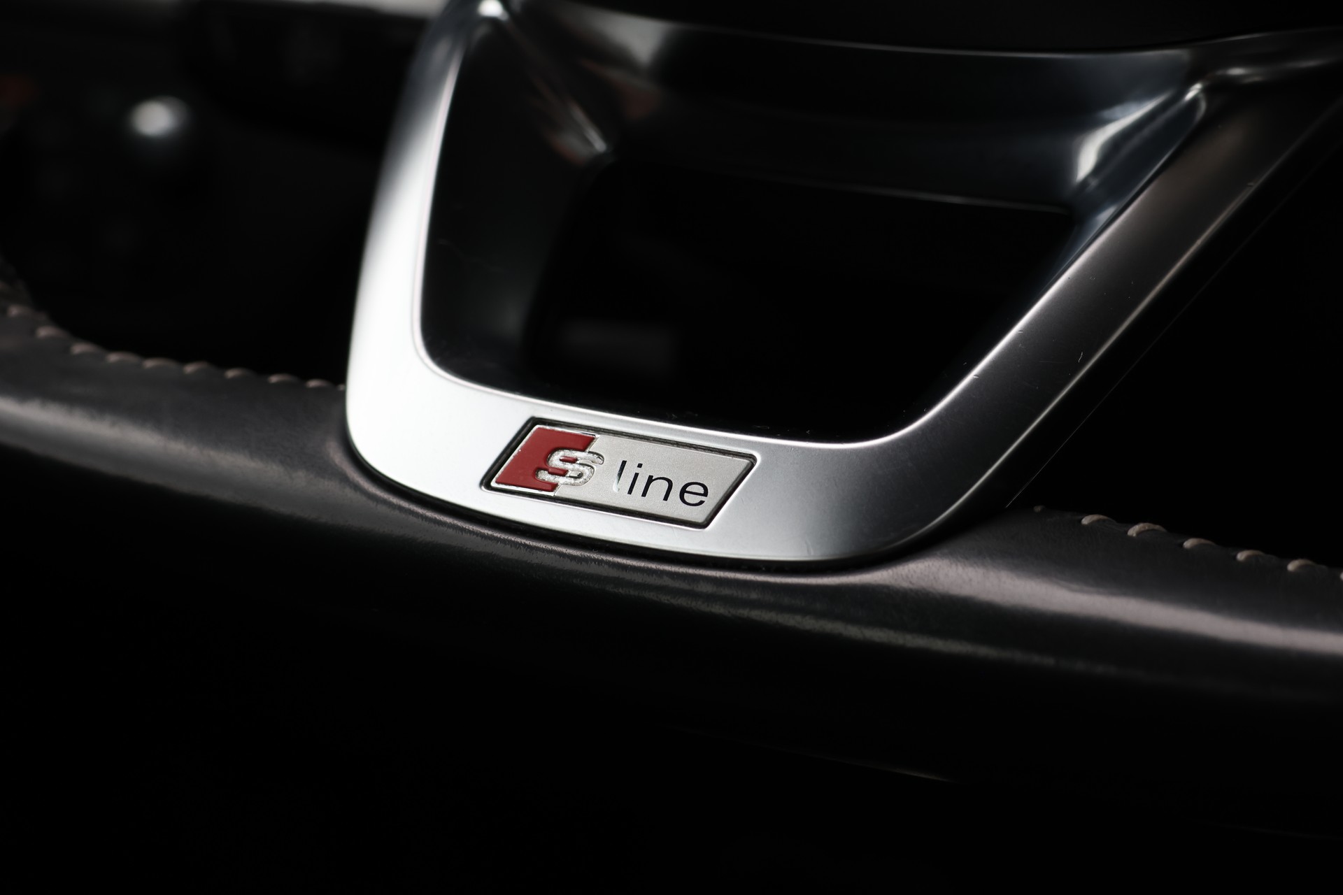 AUDI Q5 2.0 TDI sport quattro S-tronic (CH)-image-17