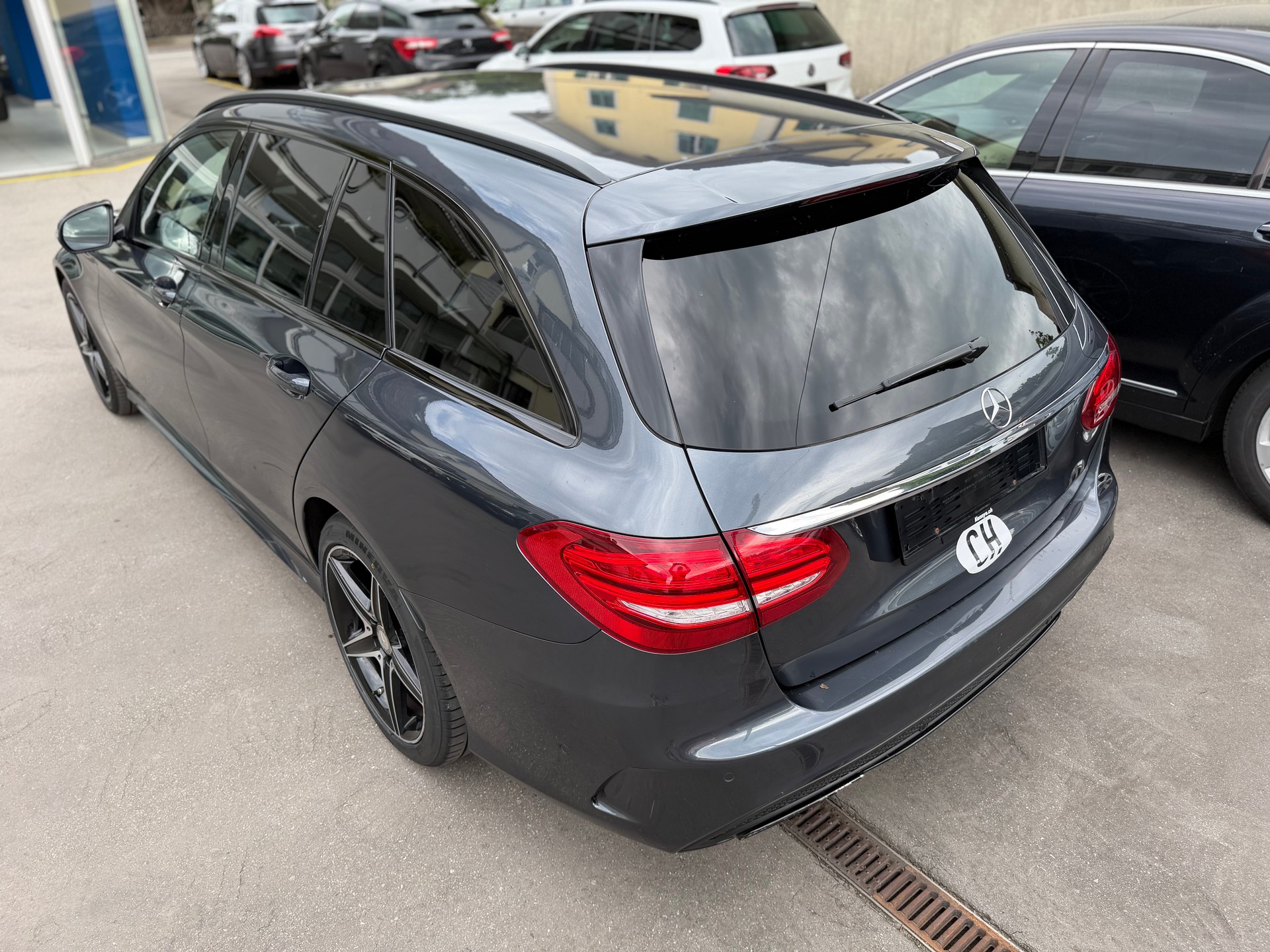 MERCEDES-BENZ C 200 AMG Line 7G-Tronic-image-6