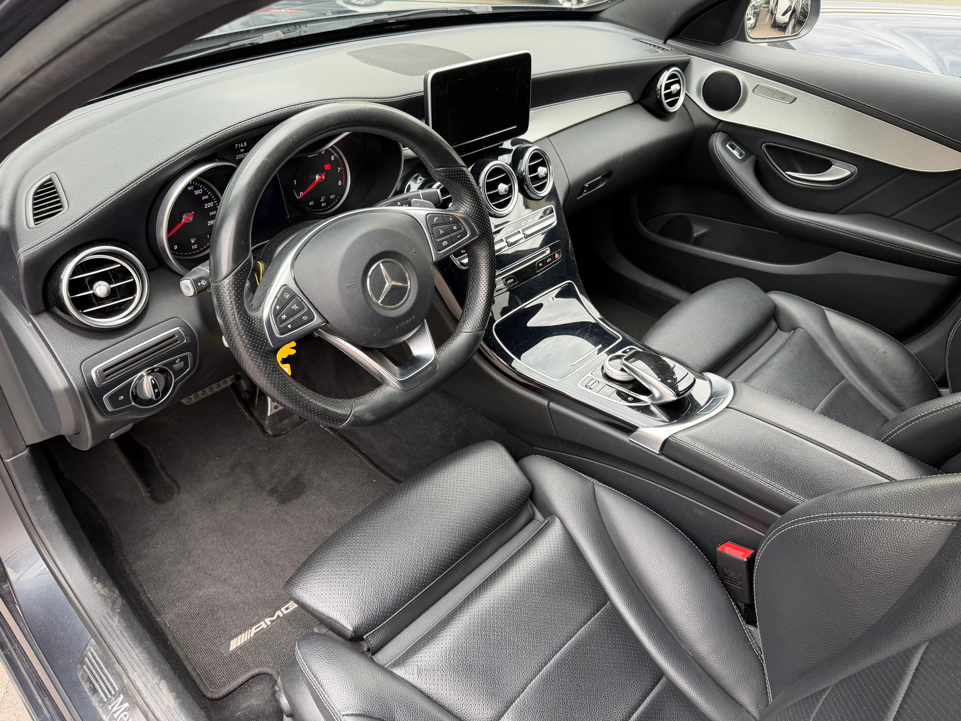 MERCEDES-BENZ C 200 AMG Line 7G-Tronic-image-12