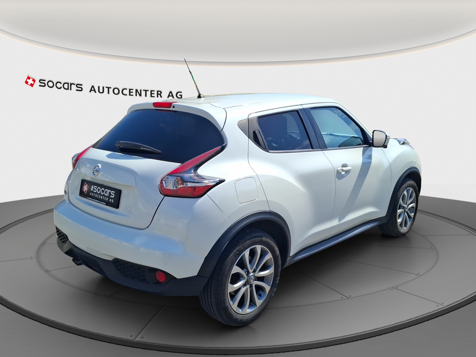 NISSAN Juke 1.6 DIG-T tekna 4x4 Xtronic M-CVT // 8-fach bereift-image-1
