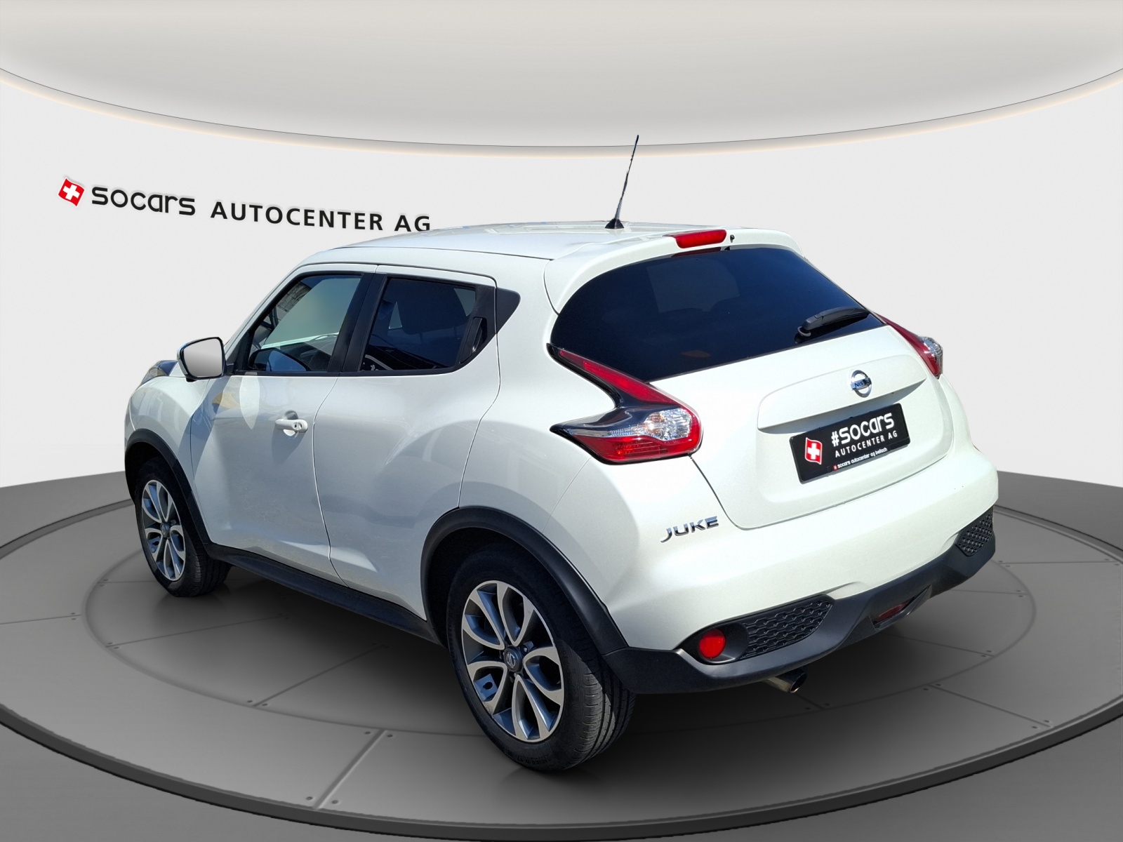 NISSAN Juke 1.6 DIG-T tekna 4x4 Xtronic M-CVT // 8-fach bereift-image-3