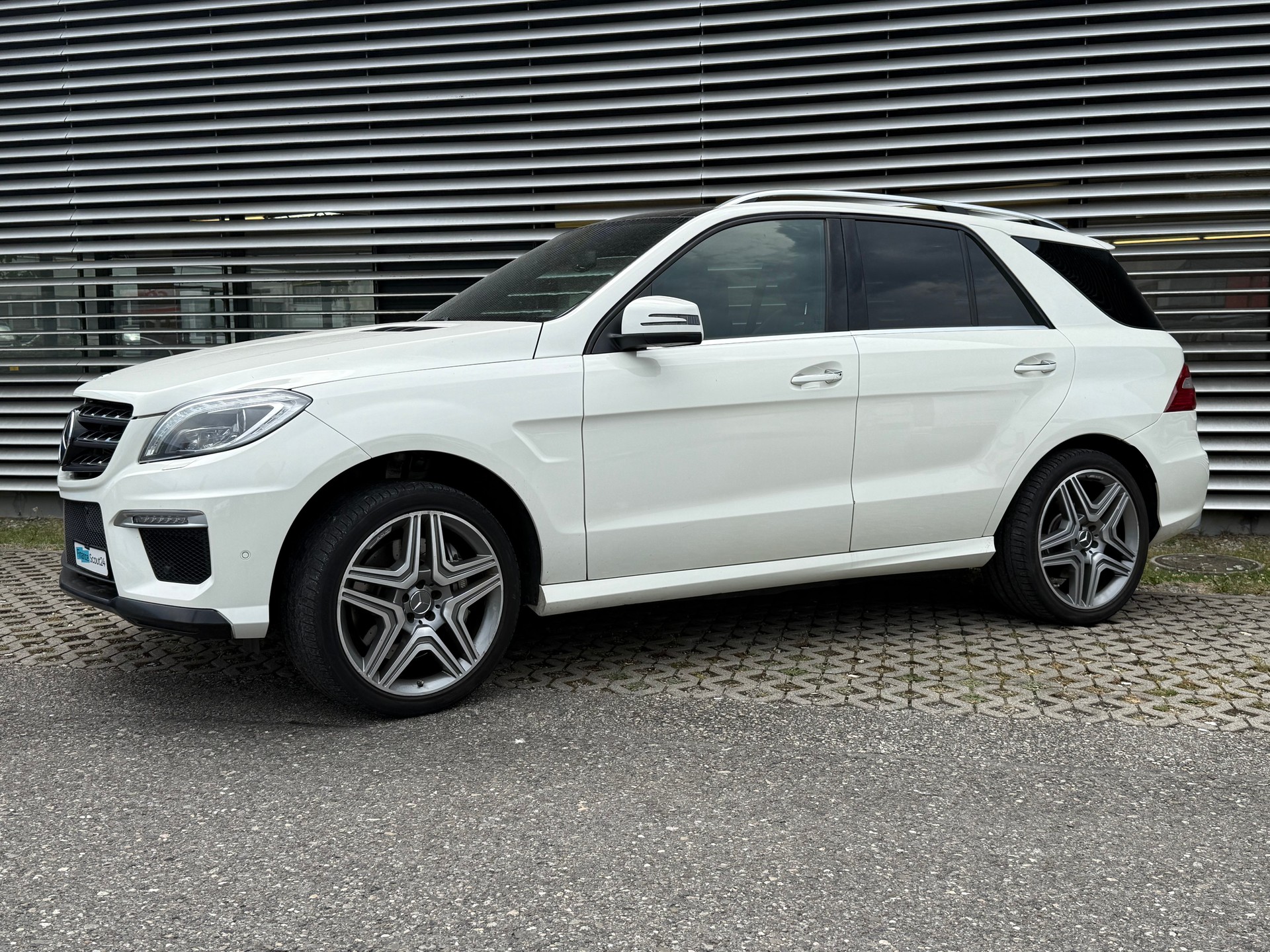 MERCEDES-BENZ ML 63 AMG 4Matic Speedshift-image-1