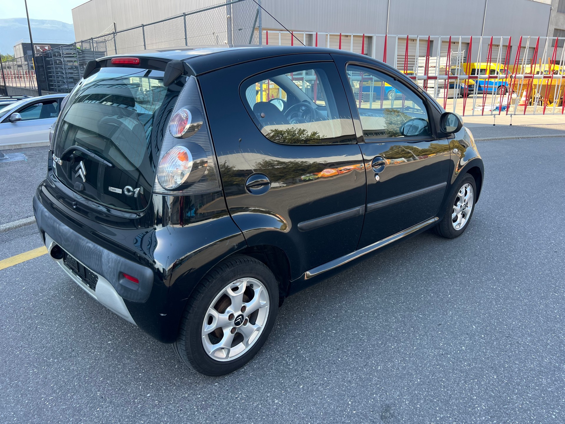 CITROEN C1 1.0i Edition-image-5