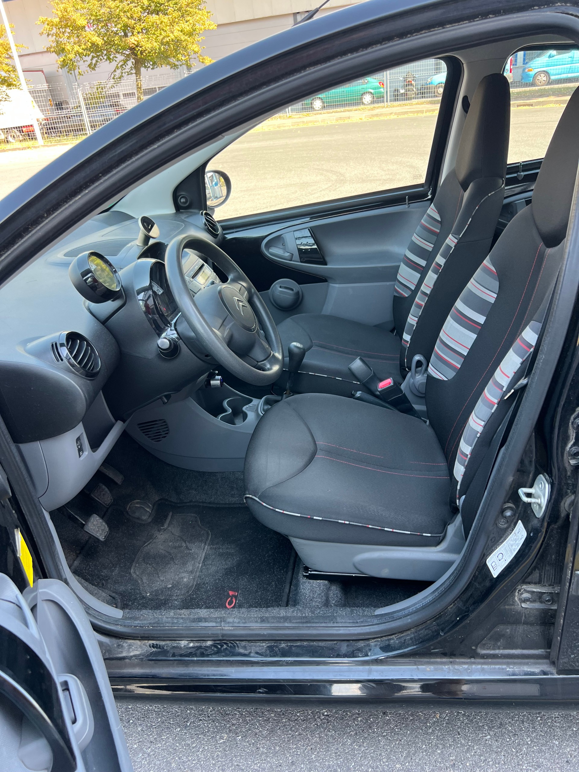 CITROEN C1 1.0i Edition-image-9