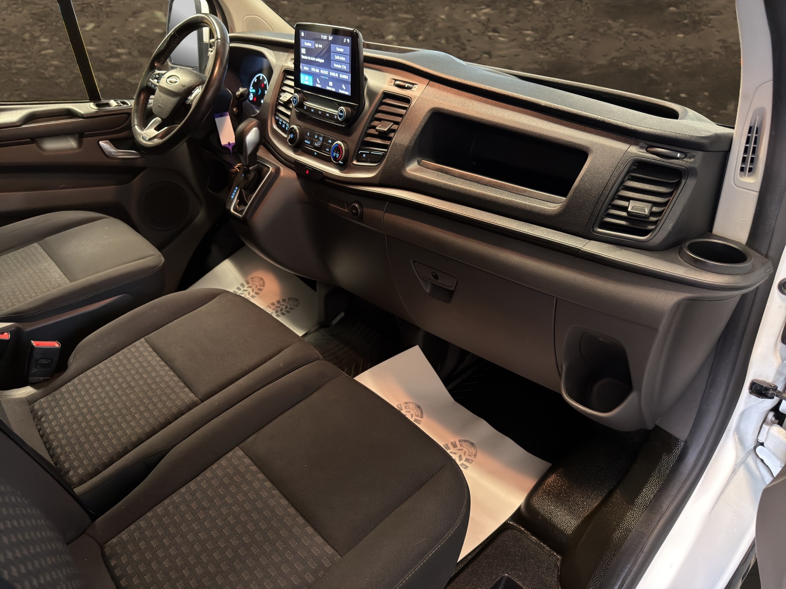 FORD Transit Custom Van 280 L1H1 Trend Automat-image-14