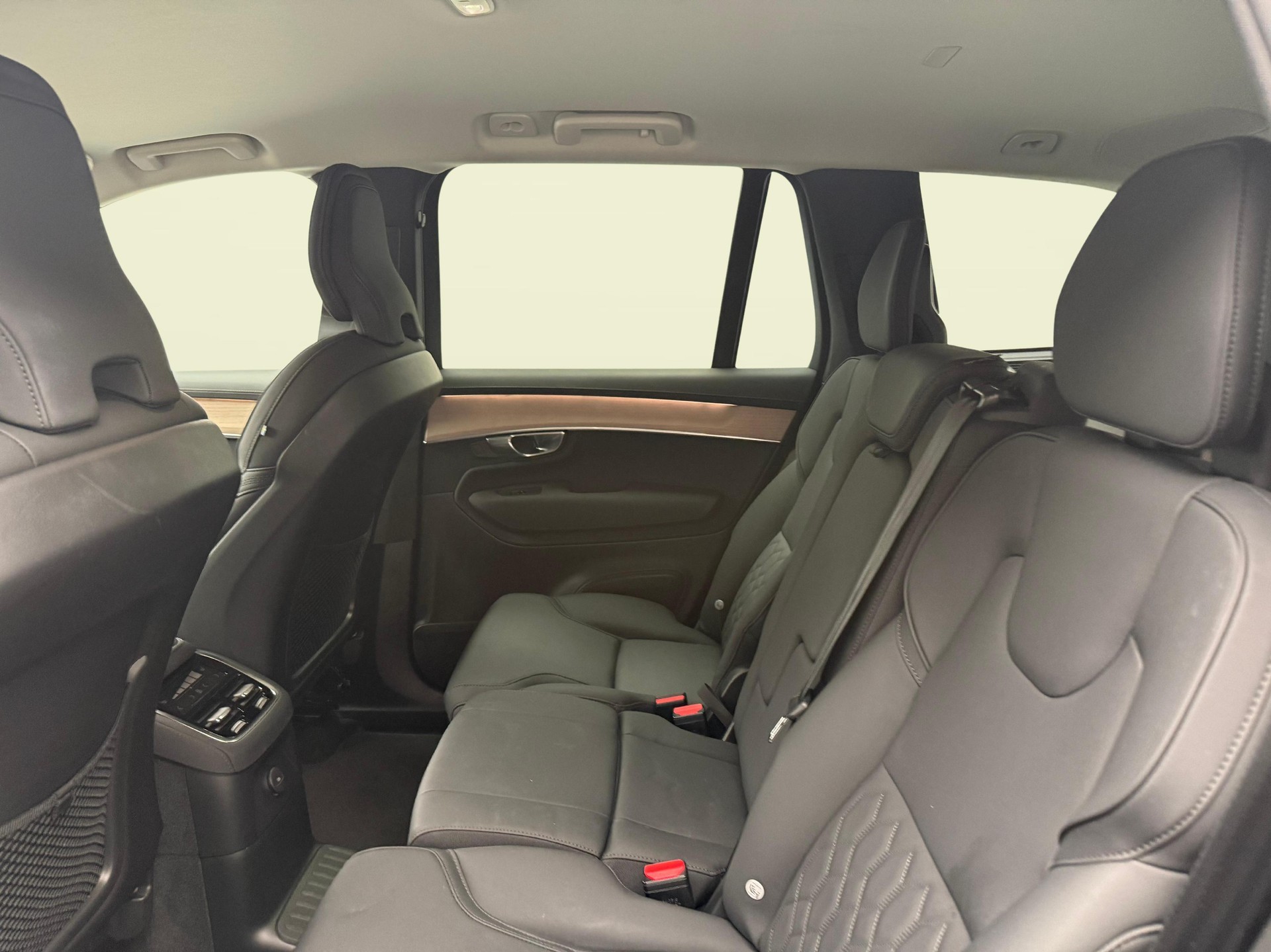 VOLVO XC90 2.0 T8 TE Plus Dark eAWD-image-10