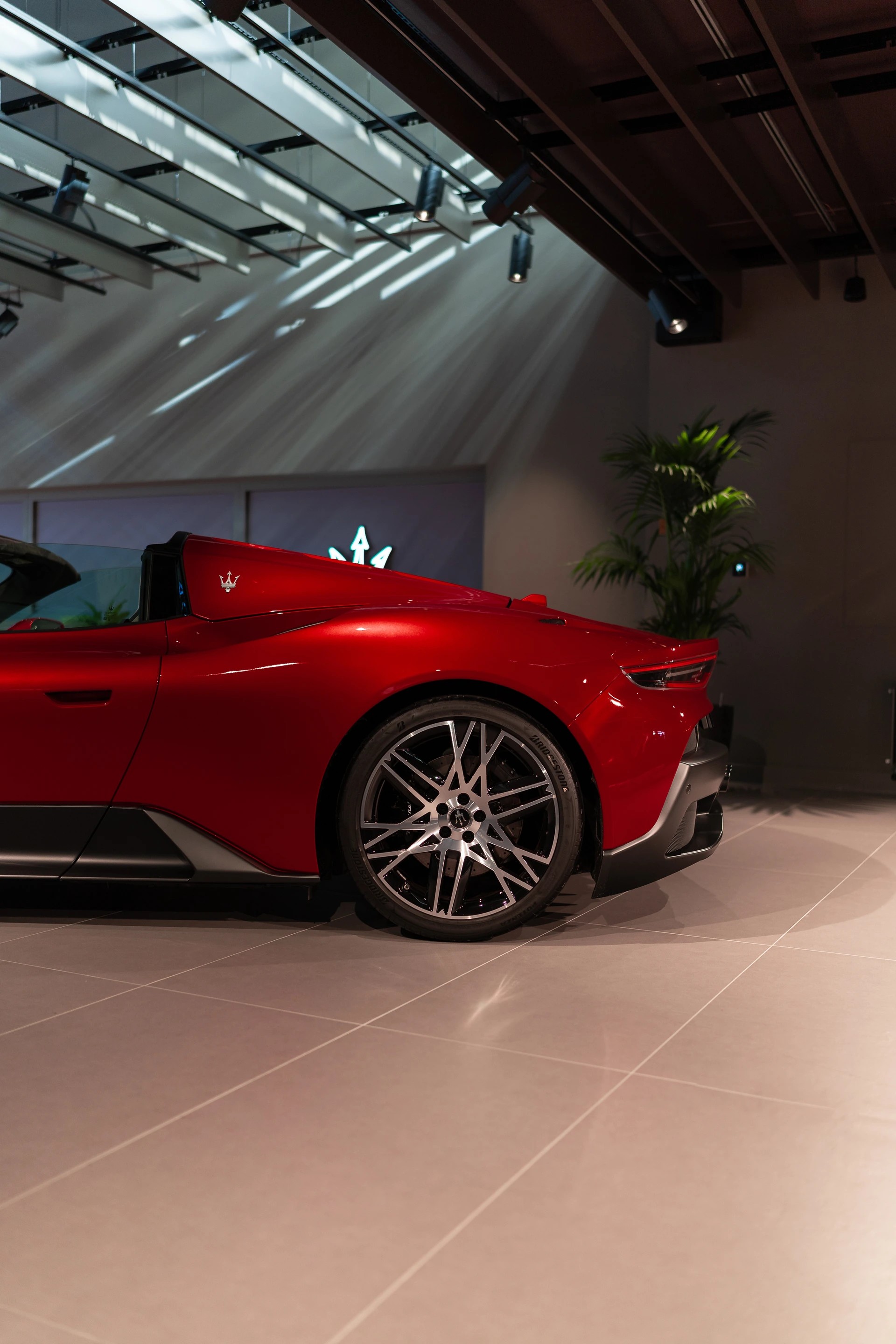 MASERATI MC20 Cielo - Rosso Vincente - FUORISERIE-image-21