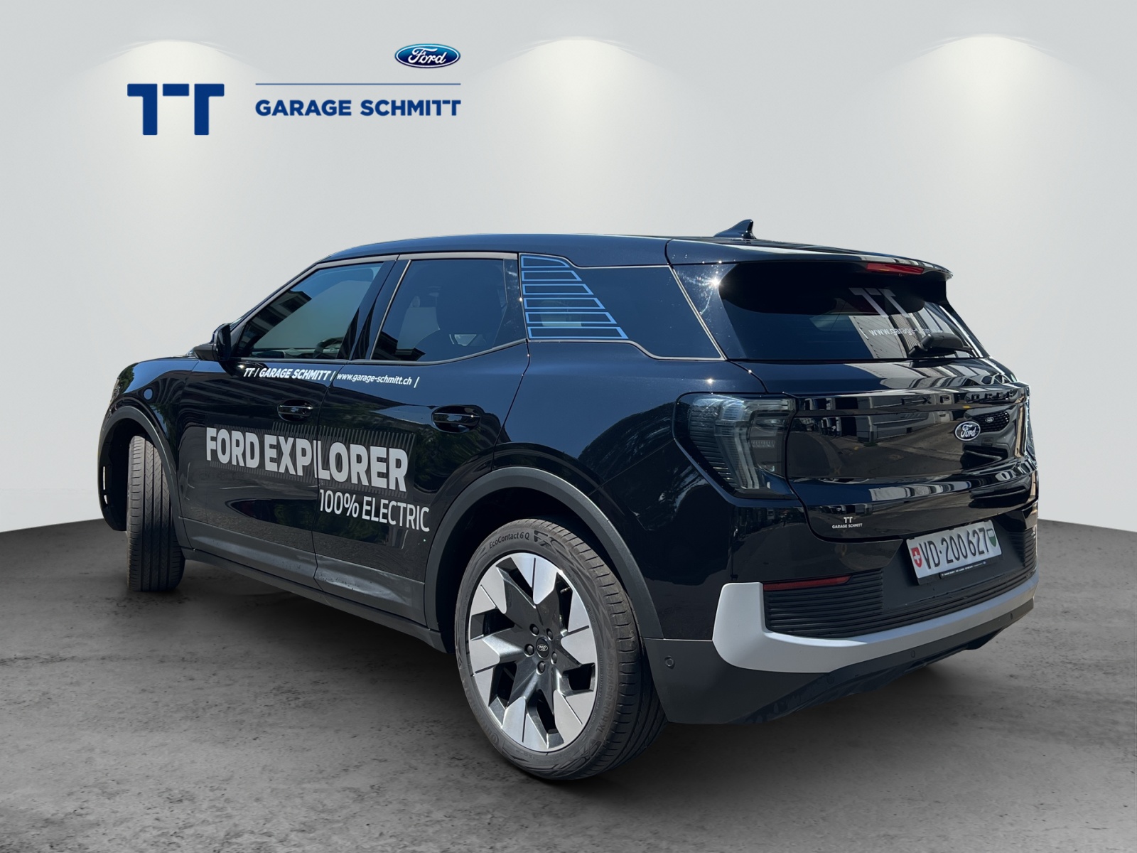 FORD Explorer Extended Range Premiu-showroom-element-1