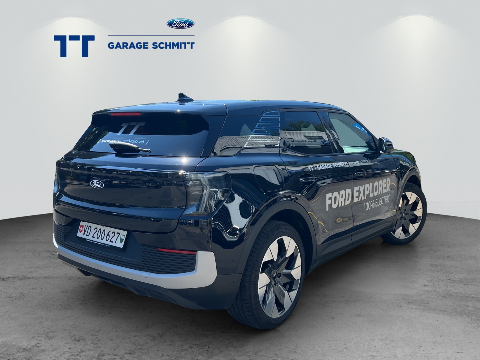 FORD Explorer Extended Range Premiu-showroom-element-2