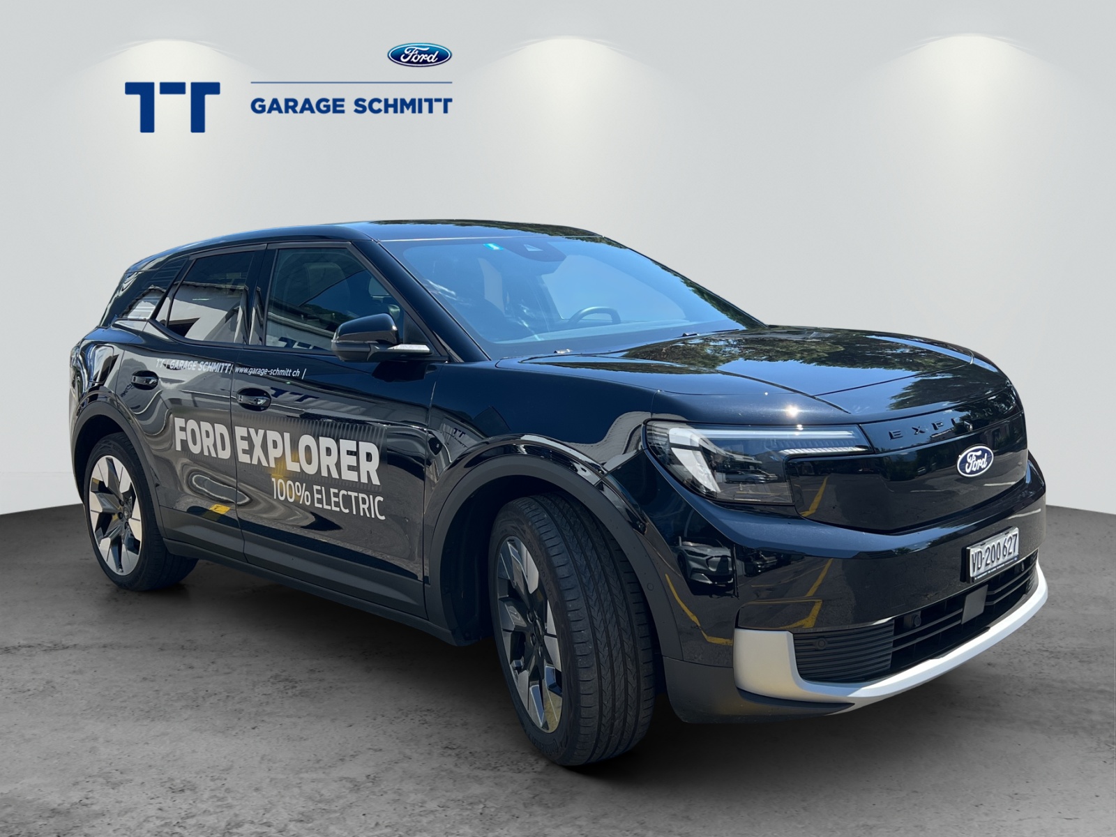 FORD Explorer Extended Range Premiu-showroom-element-3