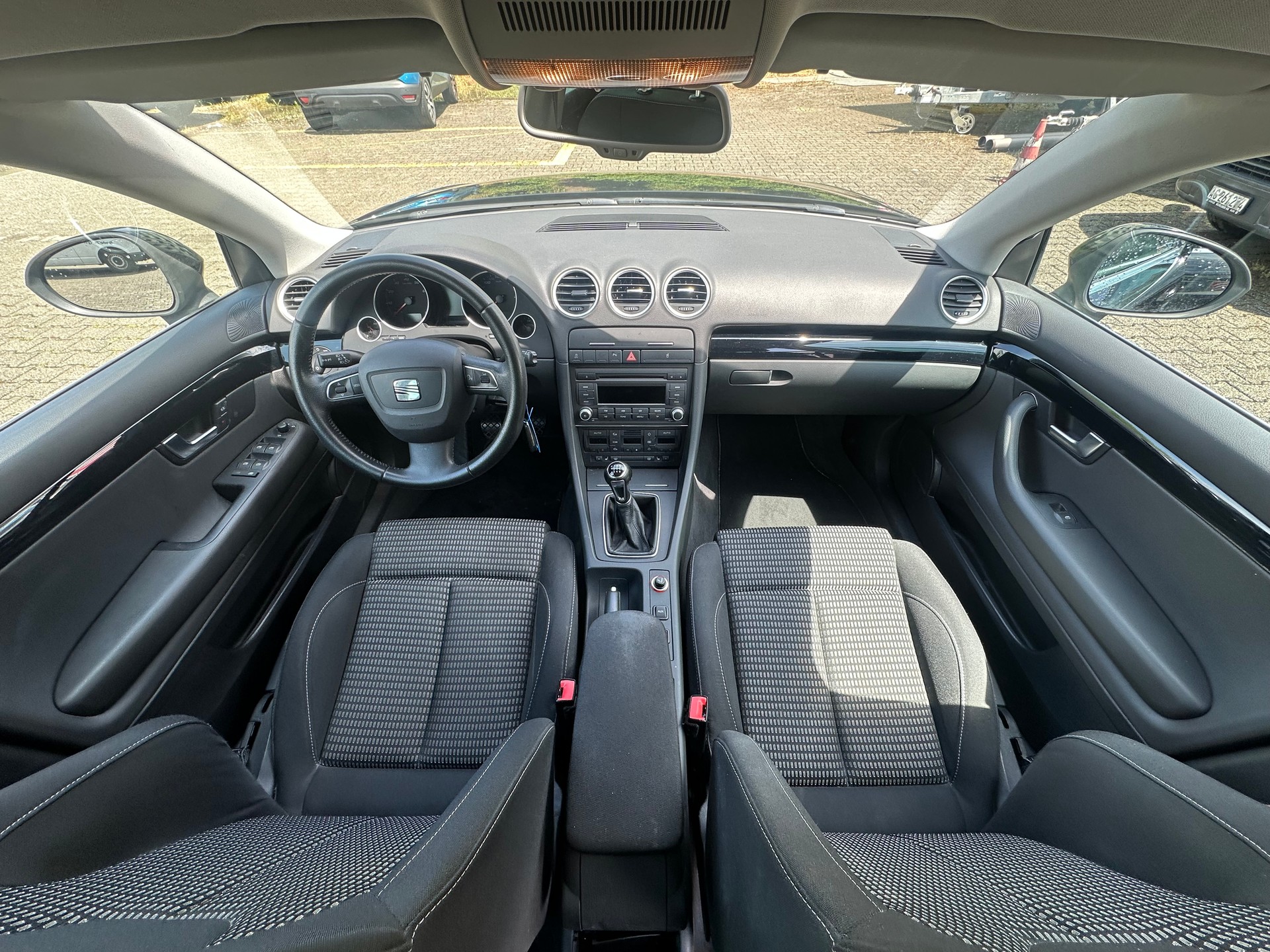 SEAT Exeo ST 1.8 TSI Sport-image-8