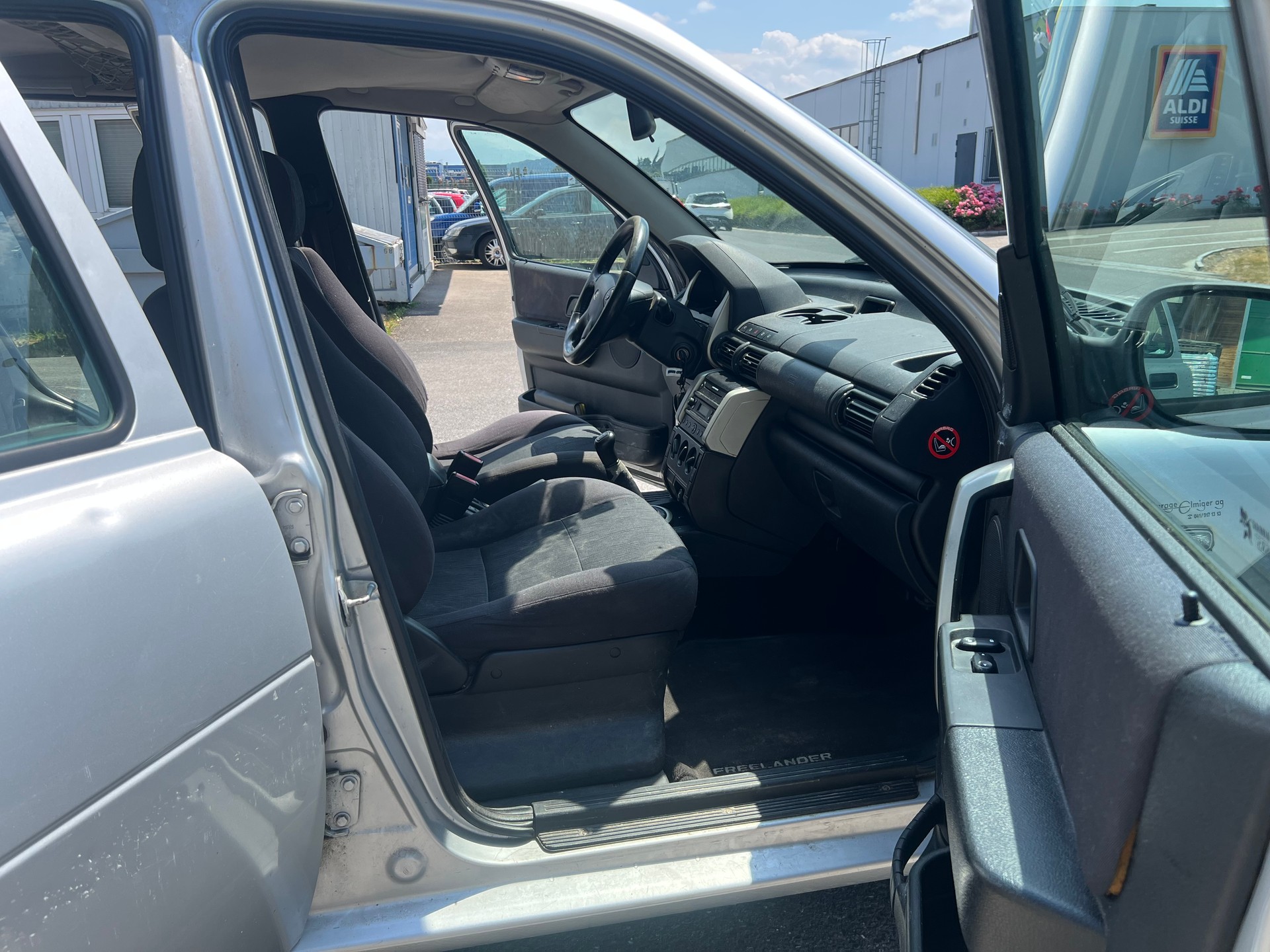 LAND ROVER Freelander 2.0 Td4 Sport Wagon-image-8