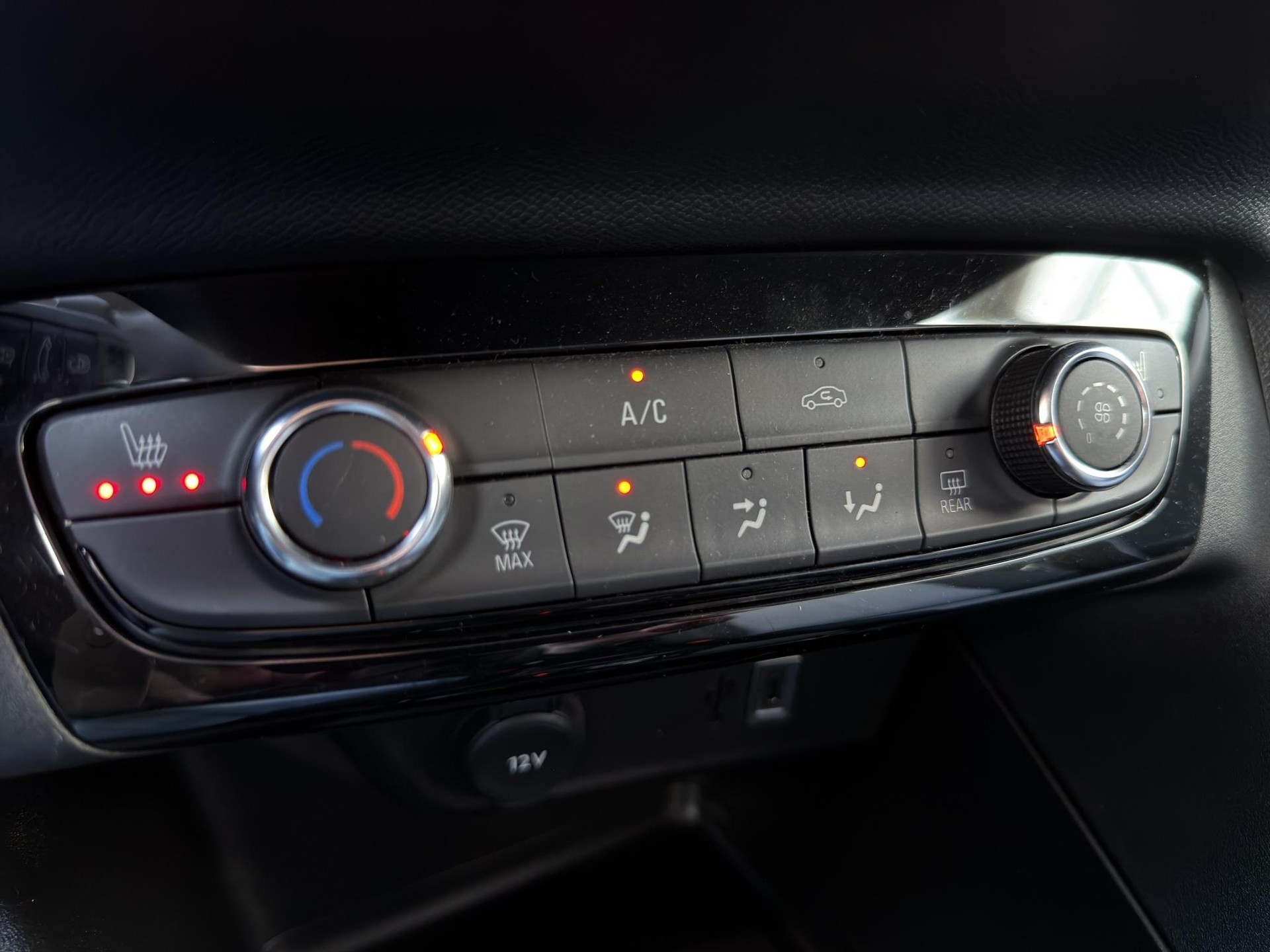 OPEL Corsa 1.2 T Hybrid Edition-image-6