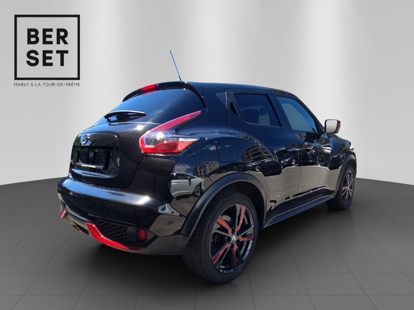 NISSAN Juke 1.6 DIG-T N-Connecta 4x4-image-4
