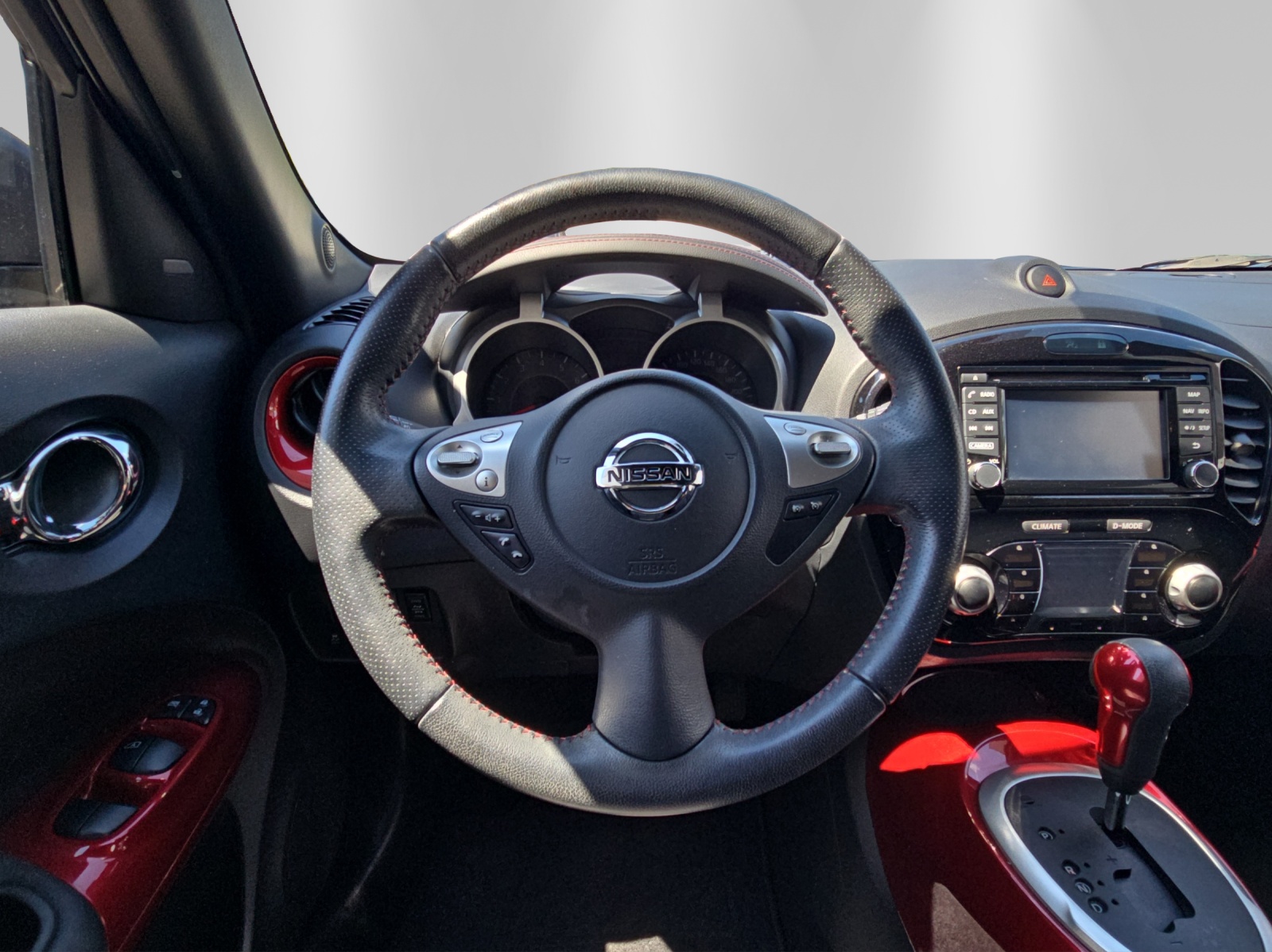 NISSAN Juke 1.6 DIG-T N-Connecta 4x4-image-10