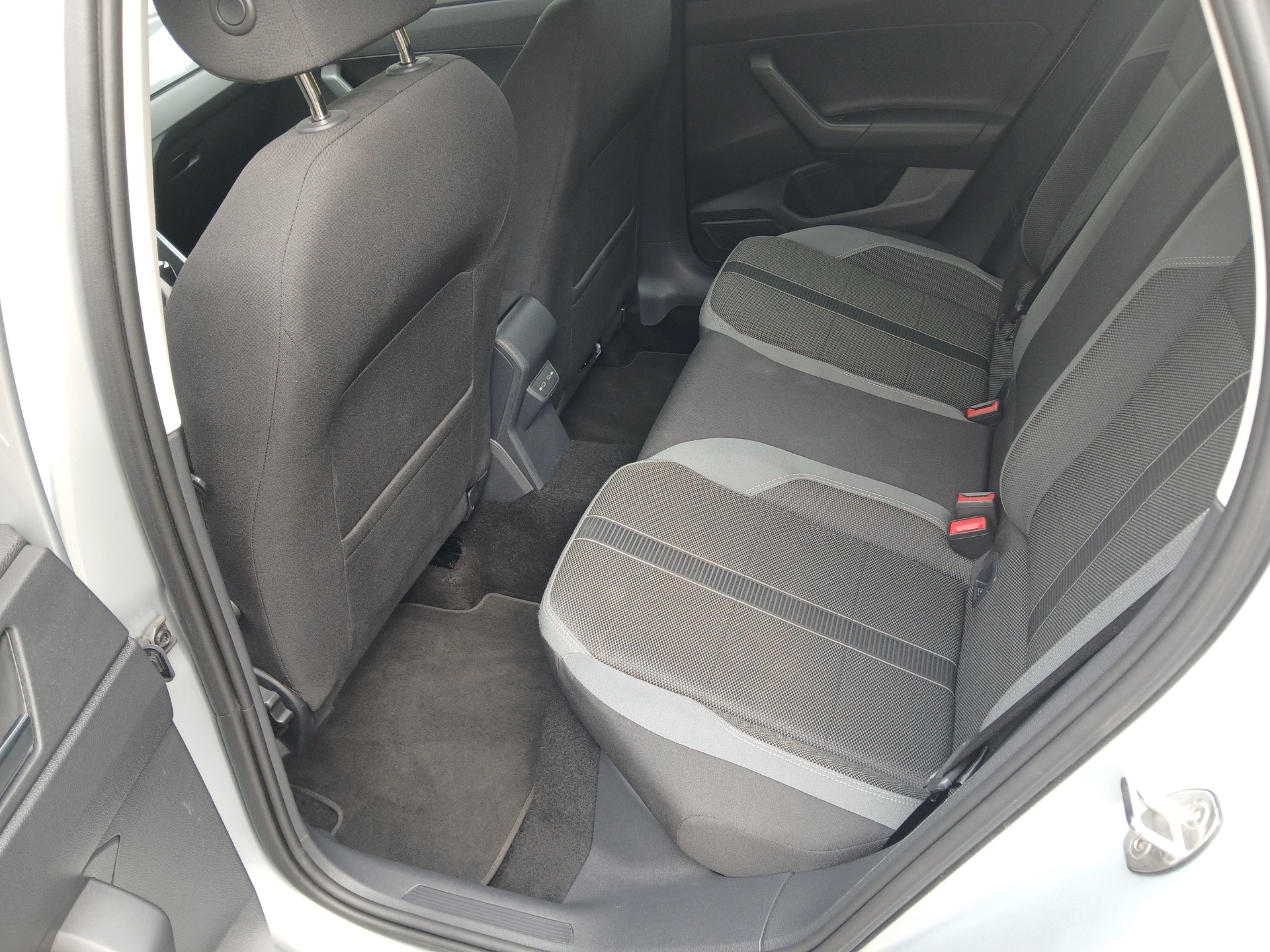 VW Polo 1.0 TSI Style DSG-image-10