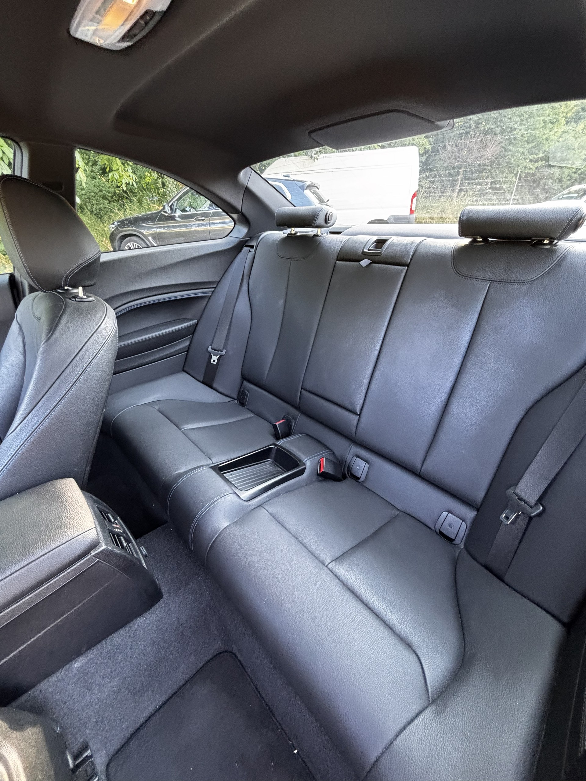 BMW 230i-image-4
