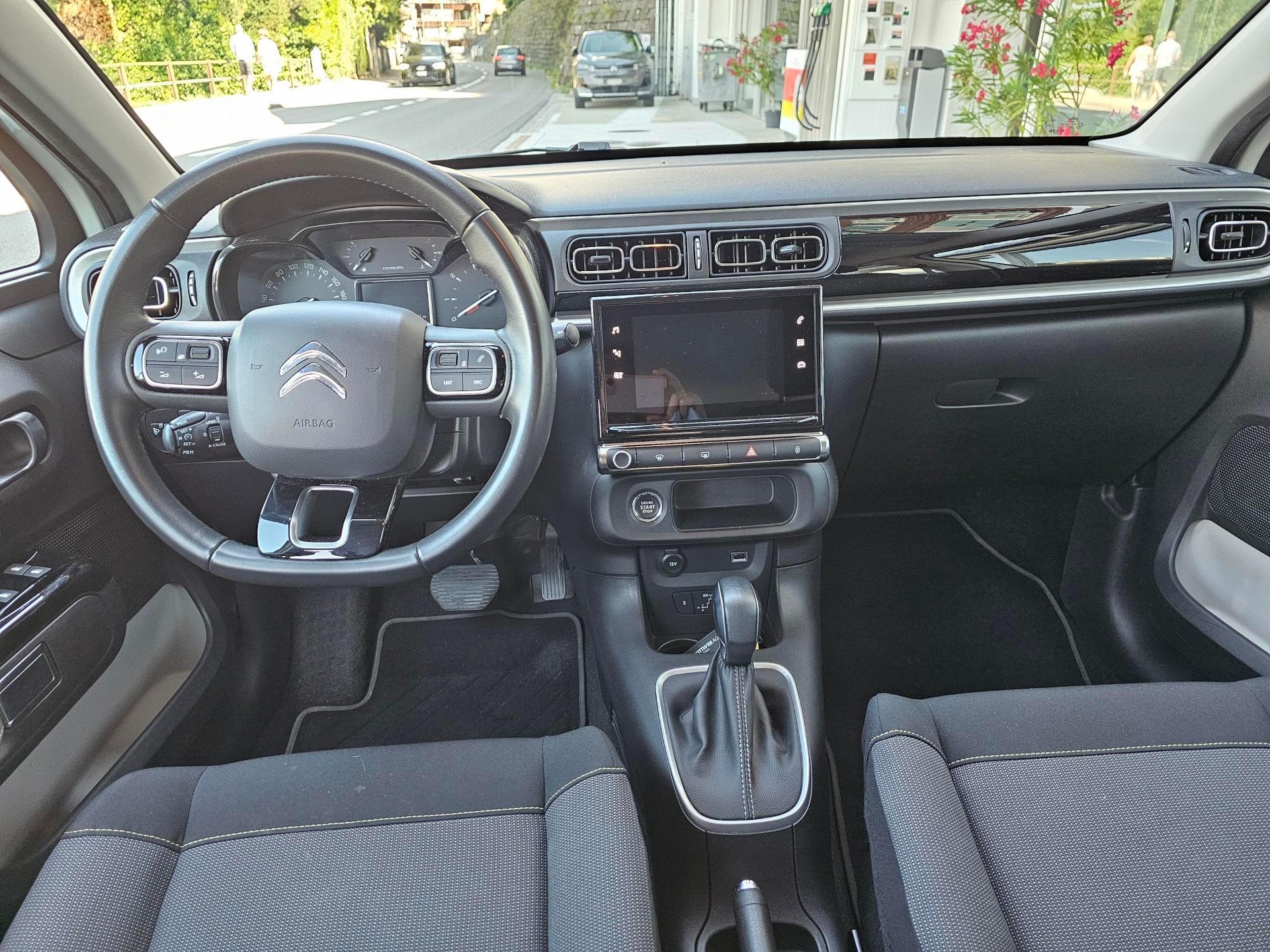 CITROEN C3 1.2 PureTech Swiss Edition+-image-10