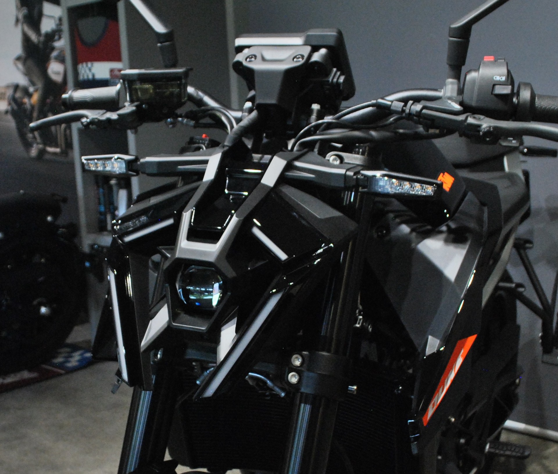 KTM 790 Duke-image-8