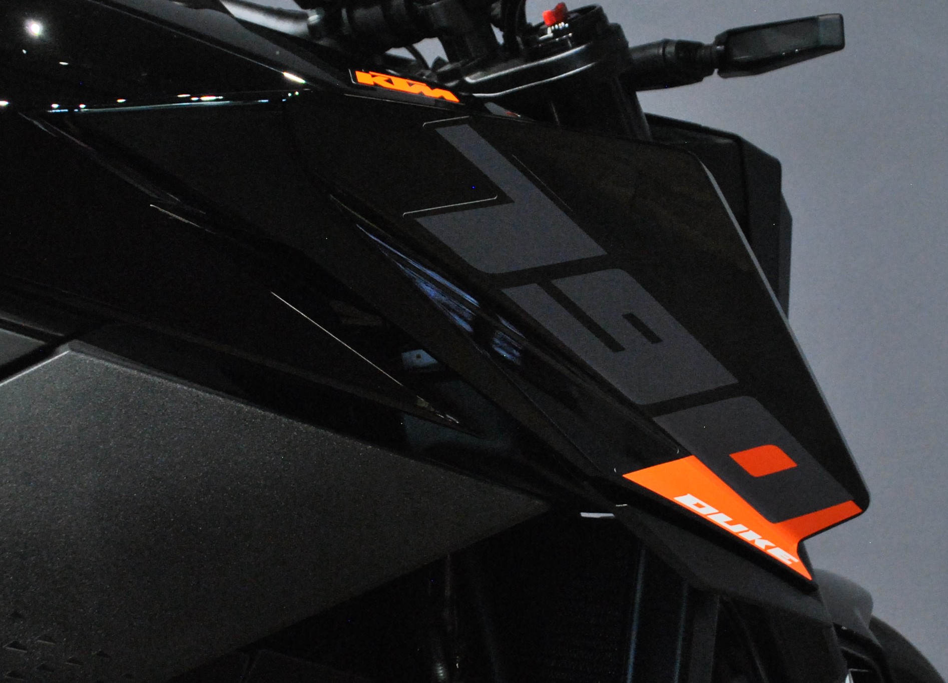 KTM 790 Duke-image-7