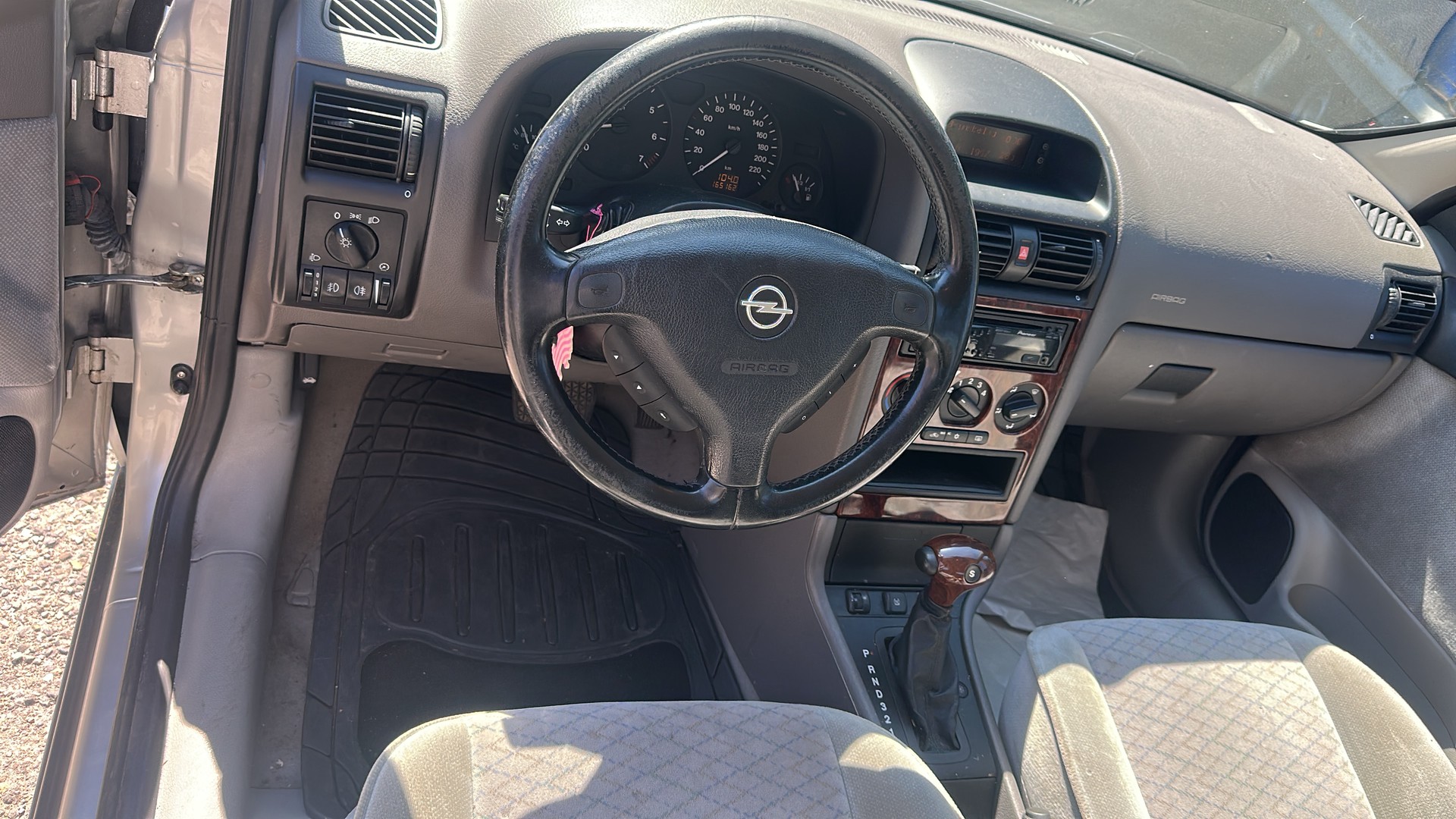 OPEL ASTRA-image-2