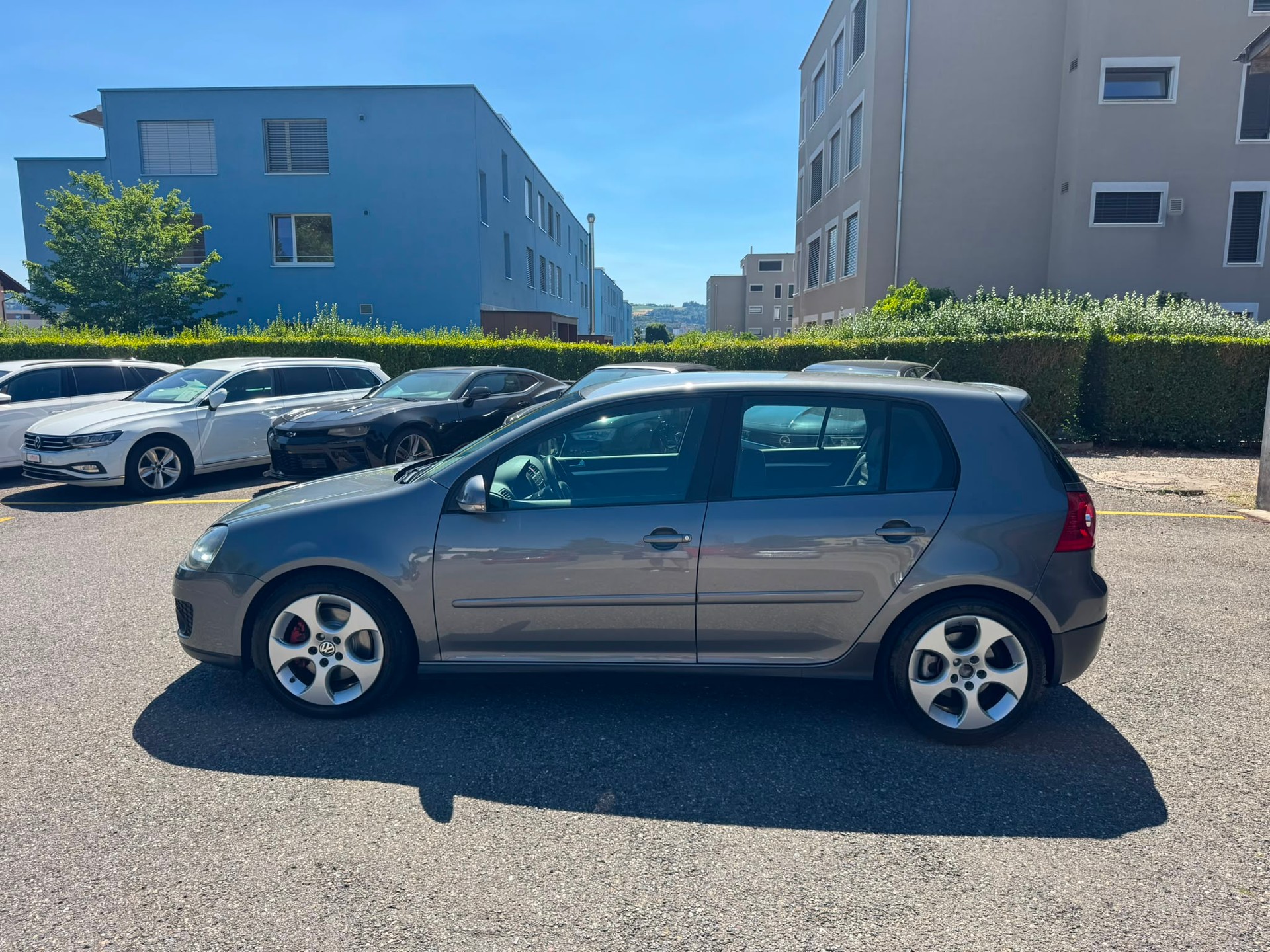 VW Golf 2.0 TFSI GTI-image-8