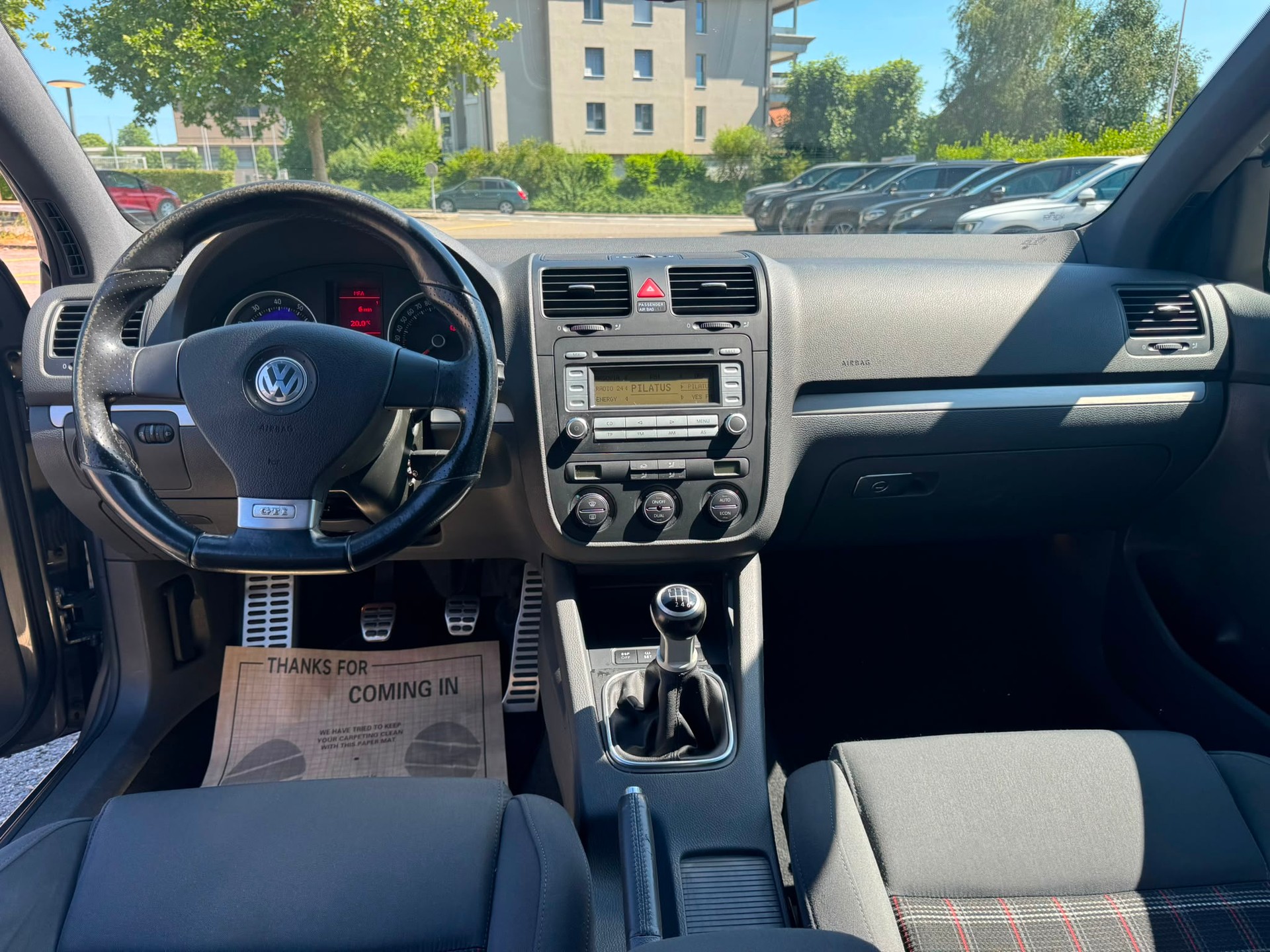 VW Golf 2.0 TFSI GTI-image-15