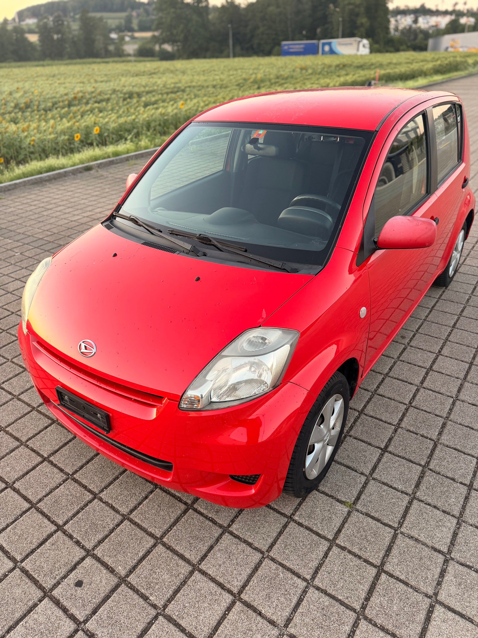 DAIHATSU Sirion 1.3 eco-4WD-image-1
