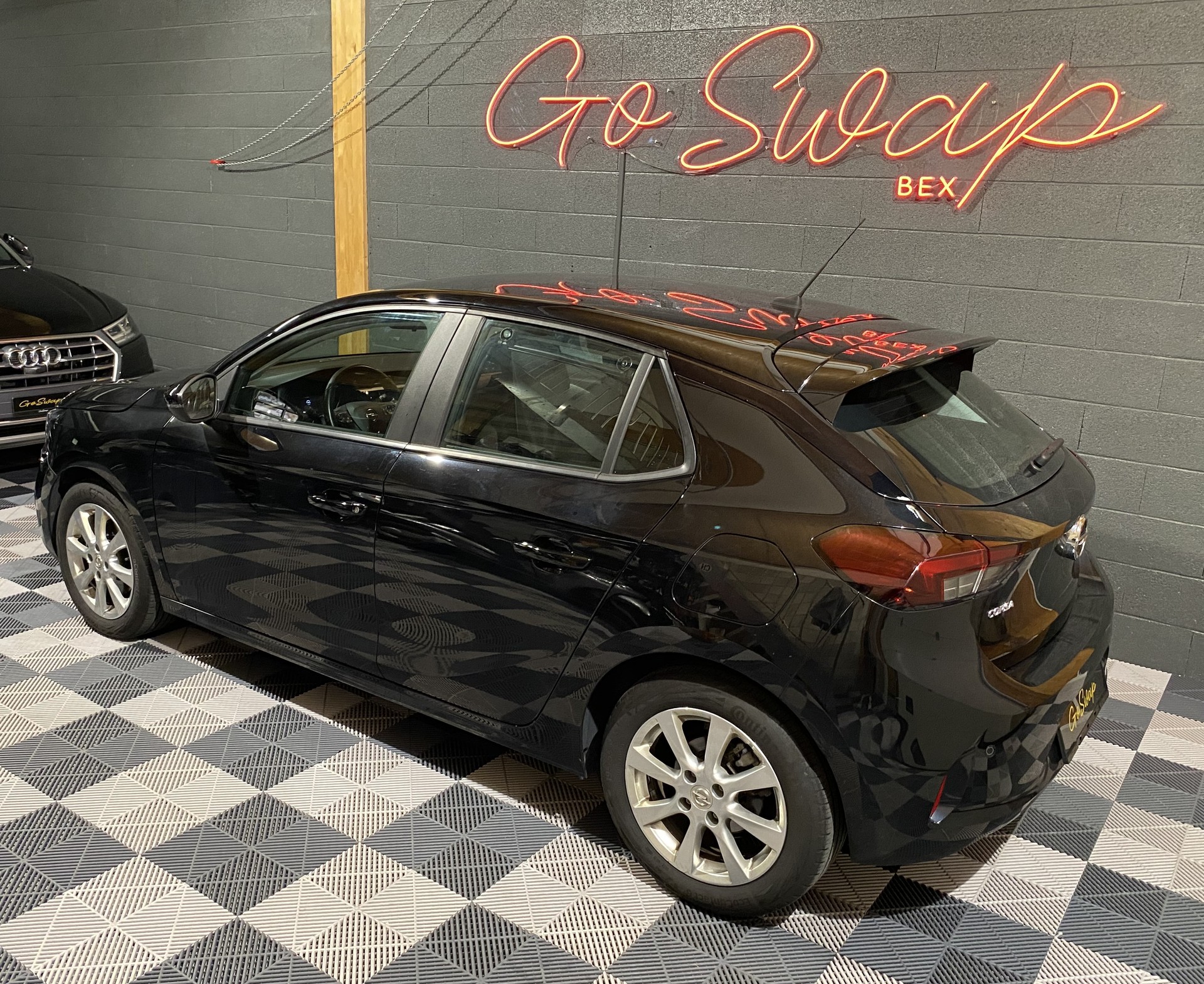 OPEL Corsa 1.2 TP Elegance-image-8