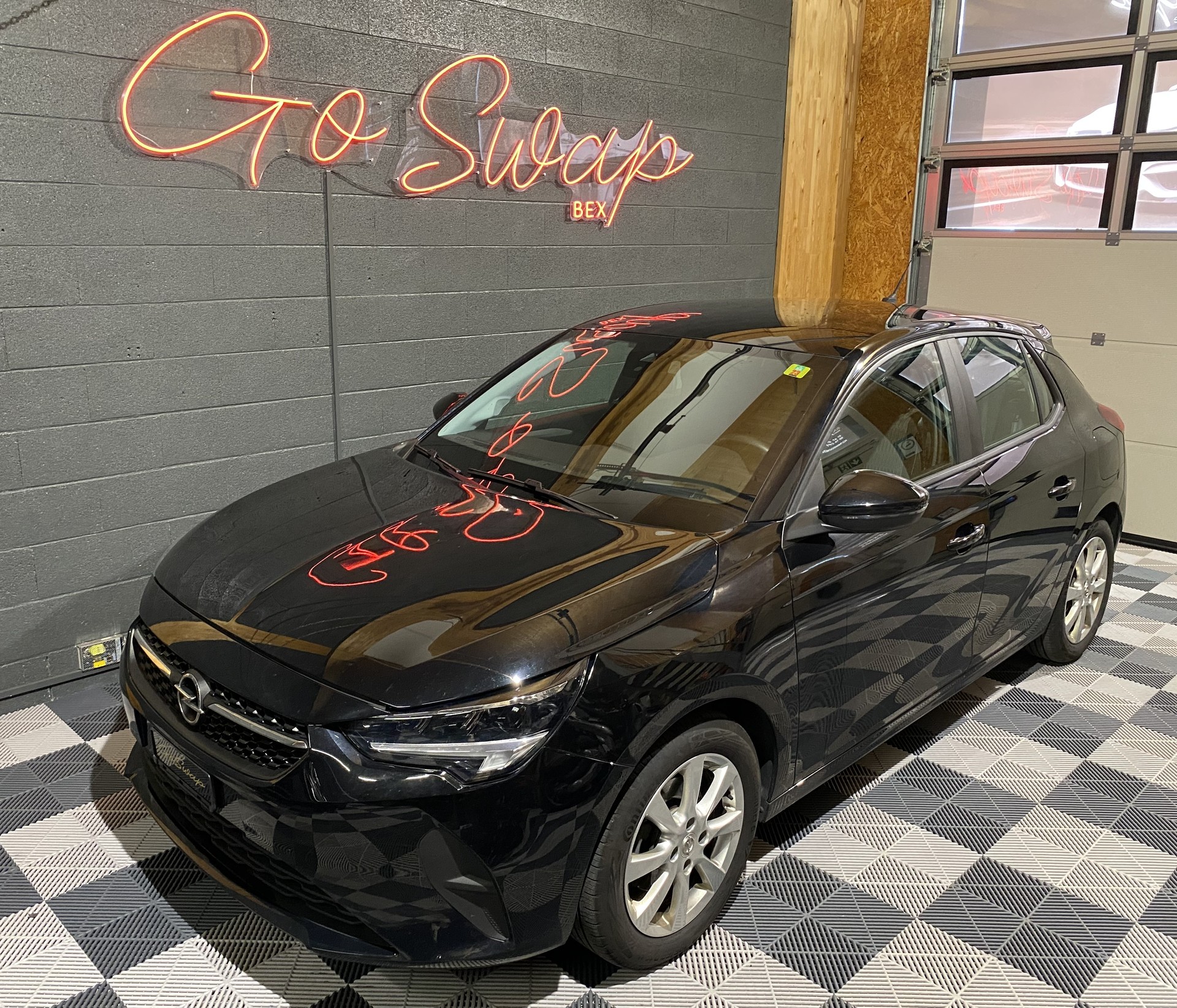 OPEL Corsa 1.2 TP Elegance-image-7