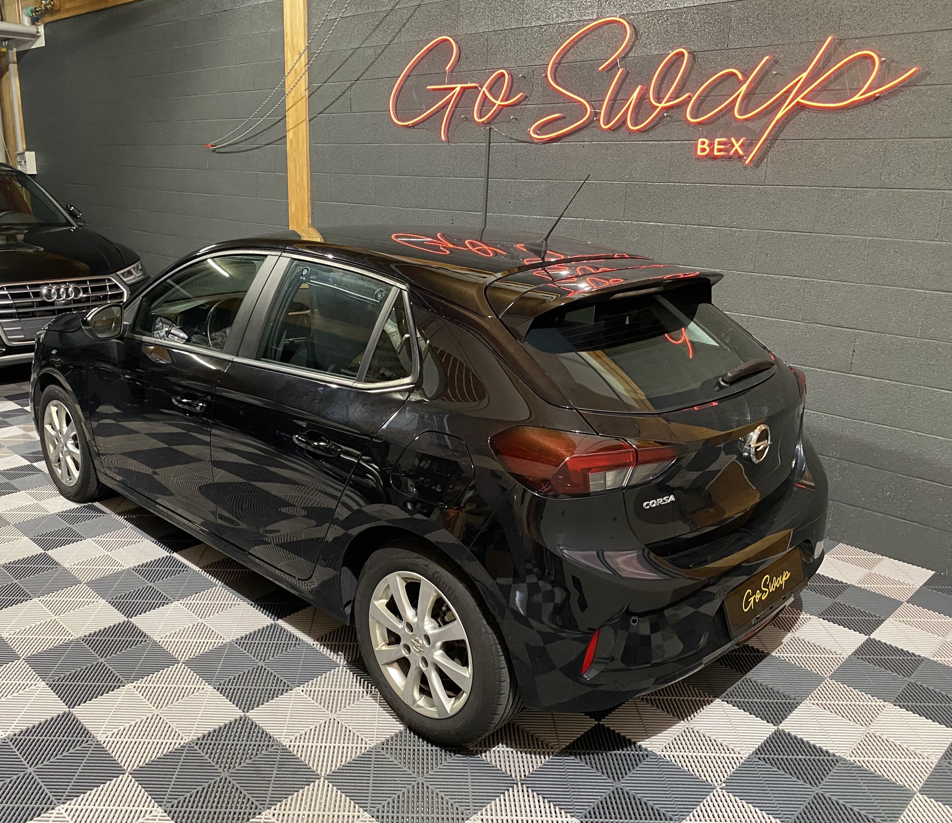 OPEL Corsa 1.2 TP Elegance-image-9