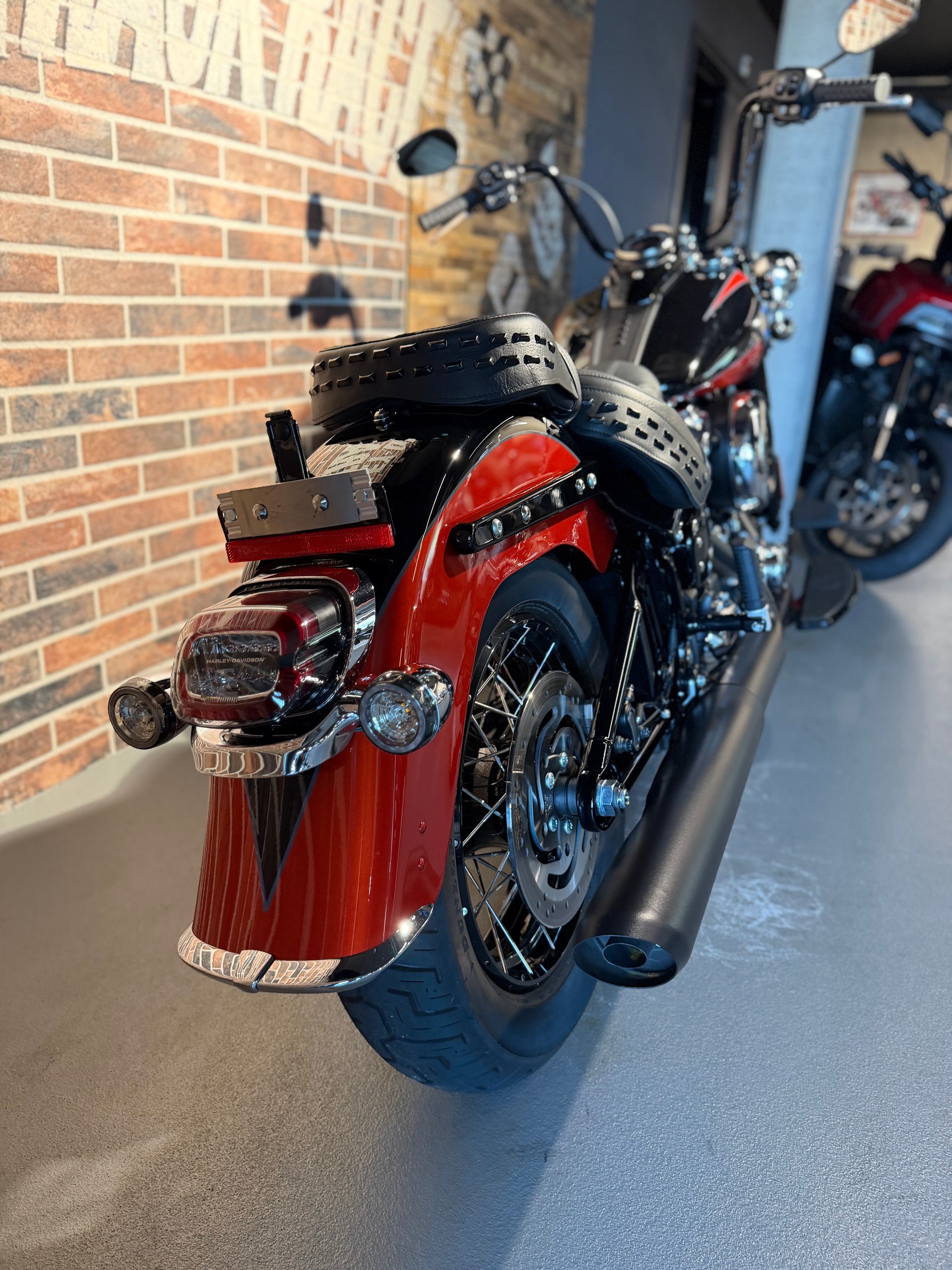 HARLEY-DAVIDSON FLHC Heritage Classic 117ci-image-4