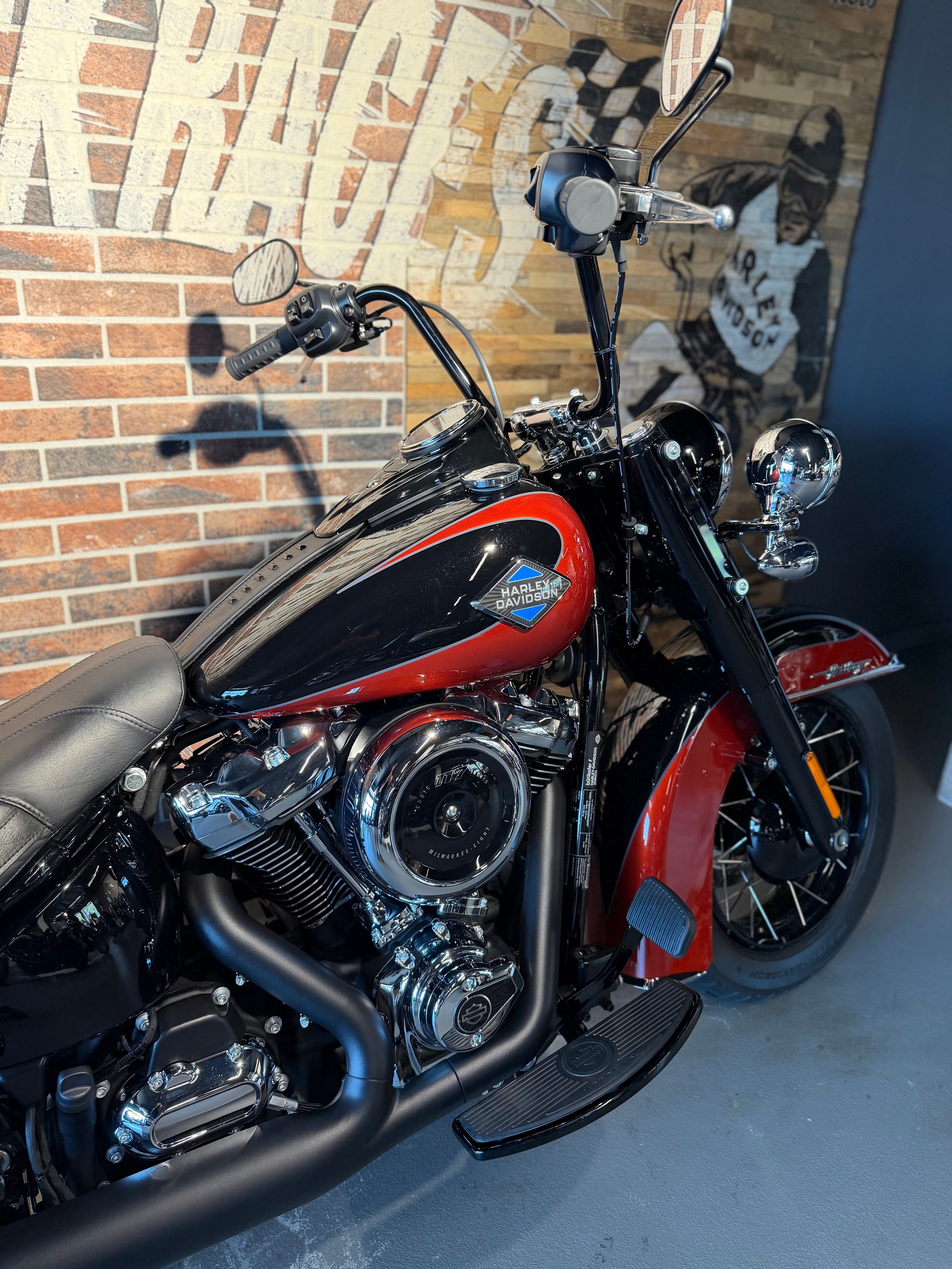 HARLEY-DAVIDSON FLHC Heritage Classic 117ci-image-6