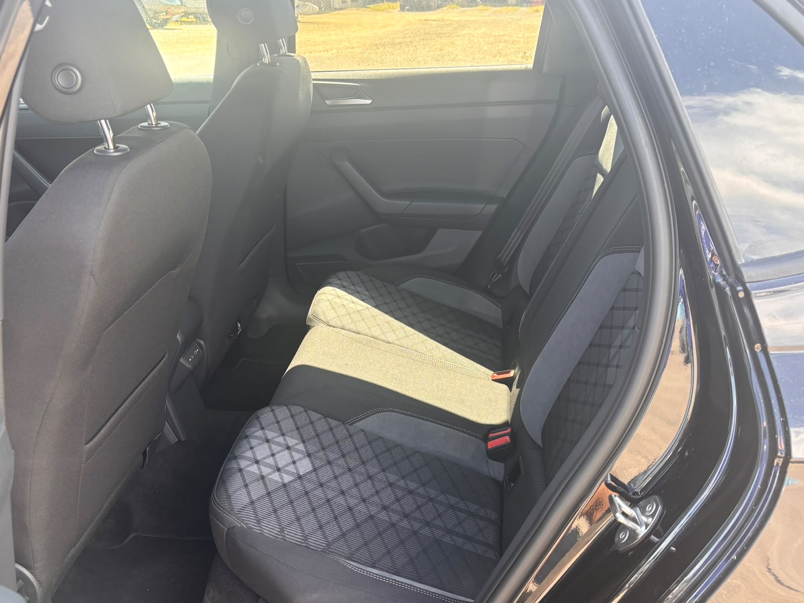 VW Polo 1.0 TSI R-Line DSG-image-11