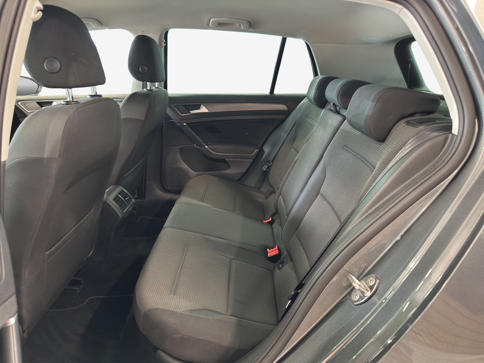 VW Golf 1.5 TSI EVO Edition 45 DSG-image-11