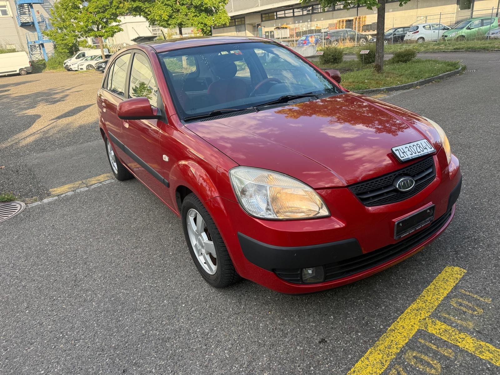 KIA III 1.6-image-7