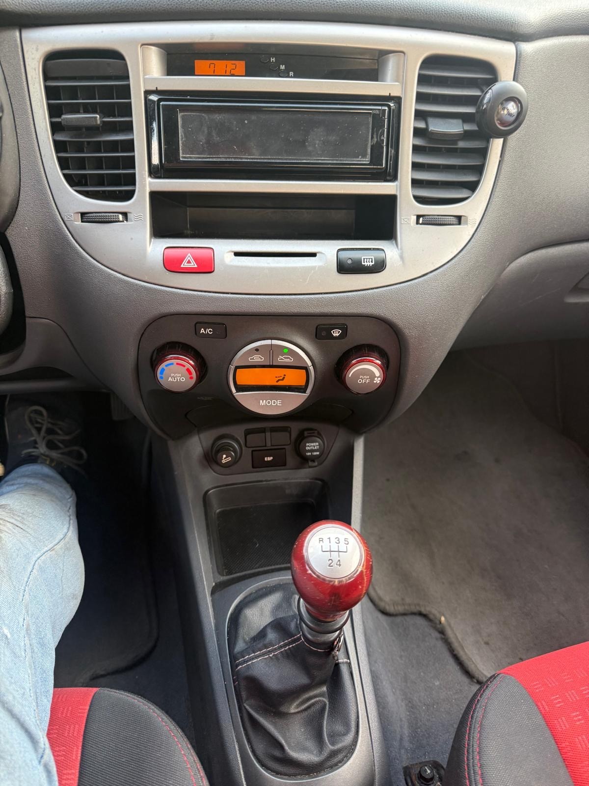 KIA III 1.6-image-3