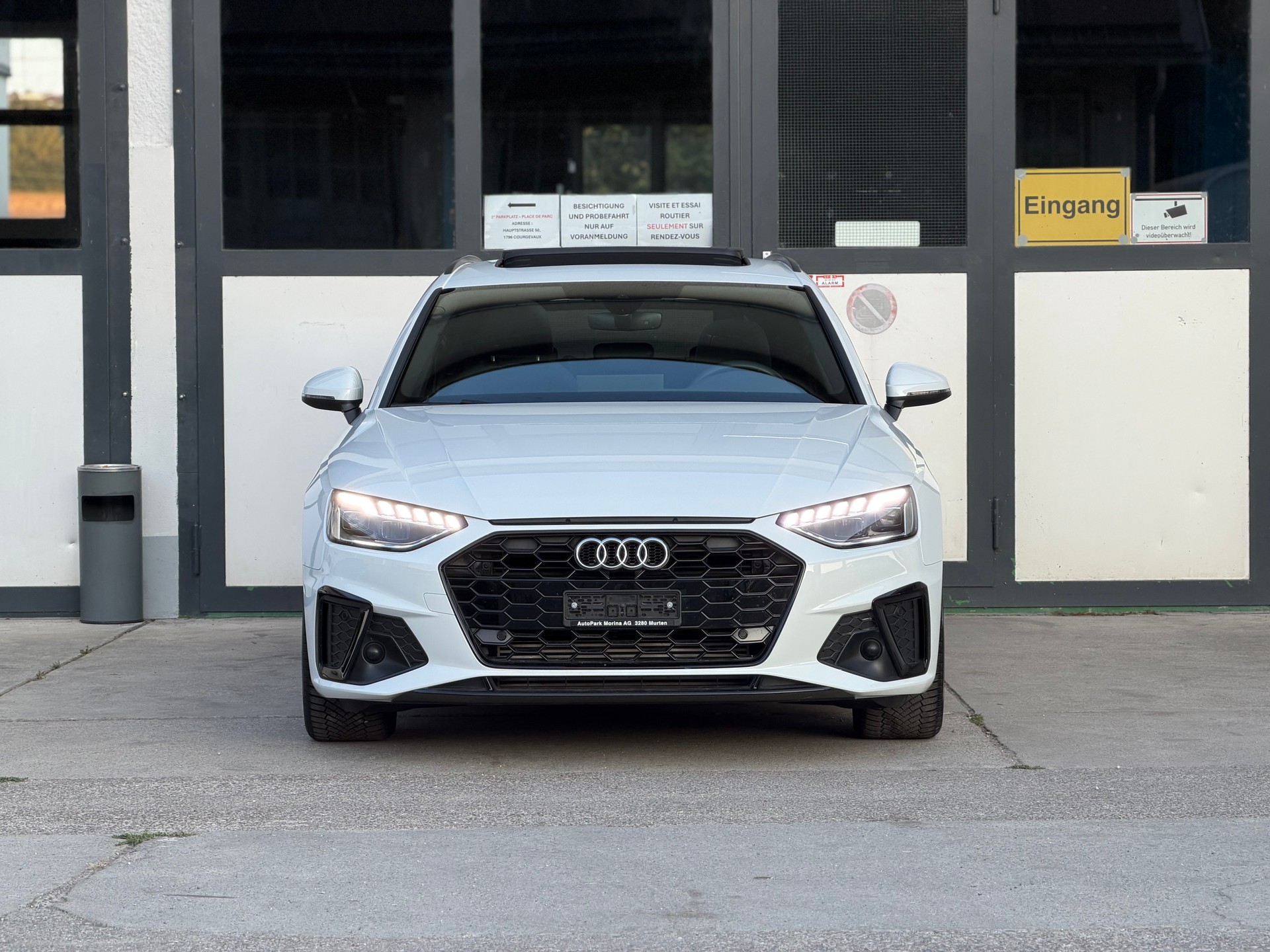 AUDI A4 Avant 40 TFSI S line S-tronic-showroom-element-2