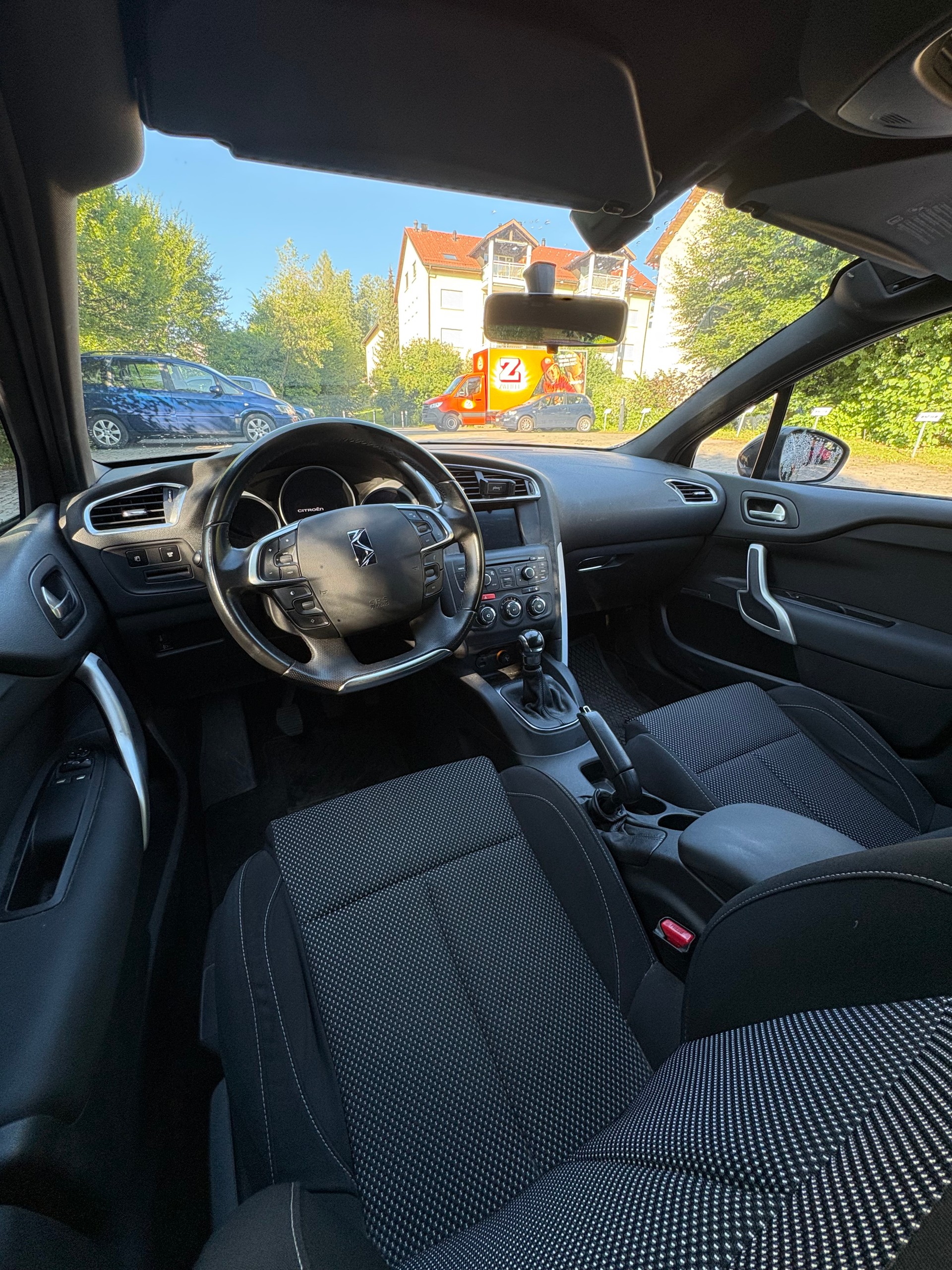 DS AUTOMOBILES 1.6 VTi Chic-image-2