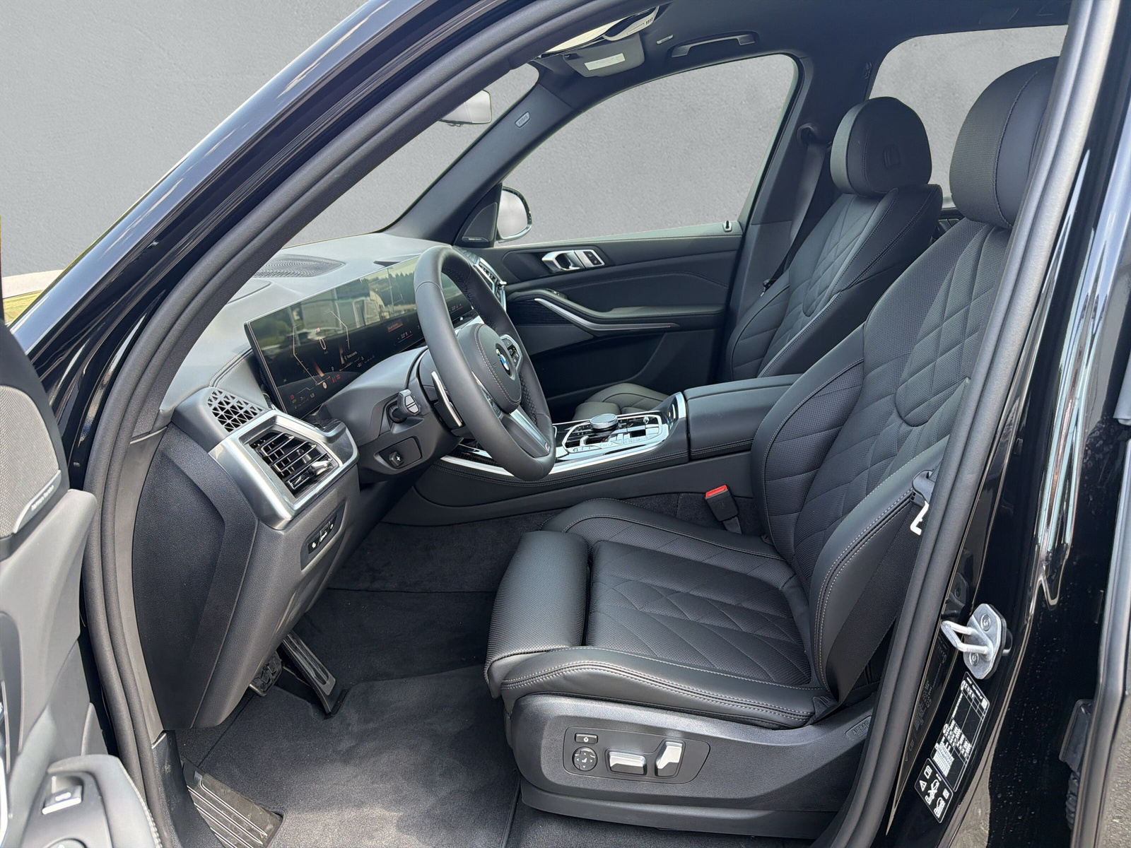 BMW X5 xDrive 48V 30d M Sport Steptronic-image-11