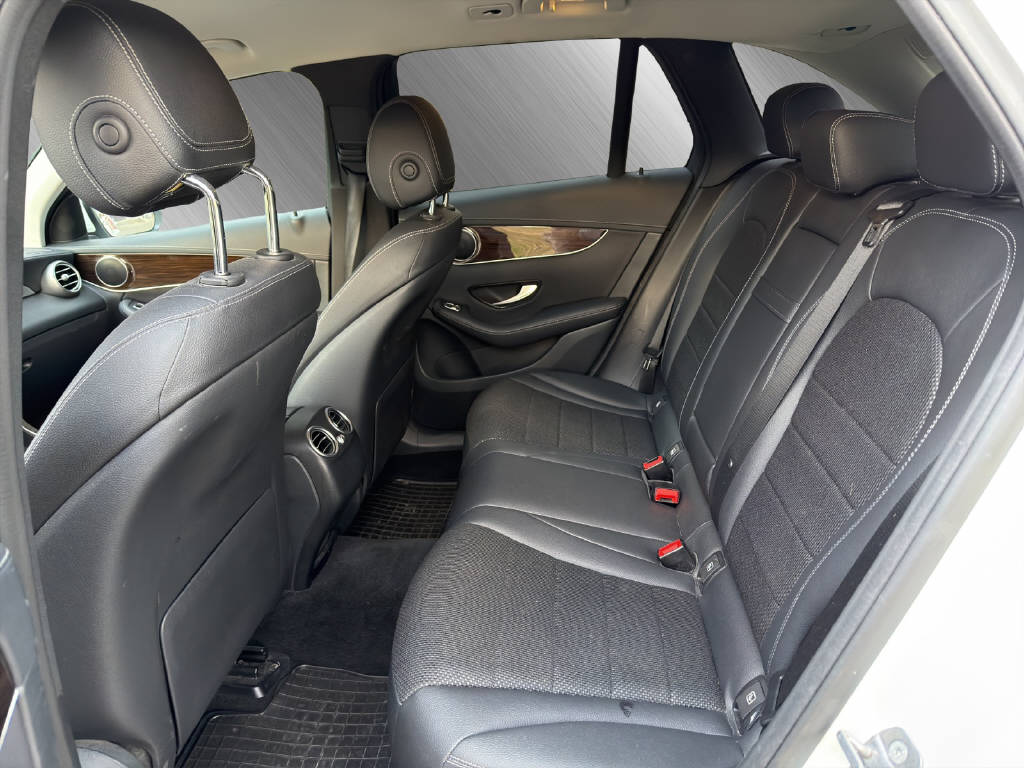 MERCEDES-BENZ GLC 220 d Exclusive 4matic-image-14